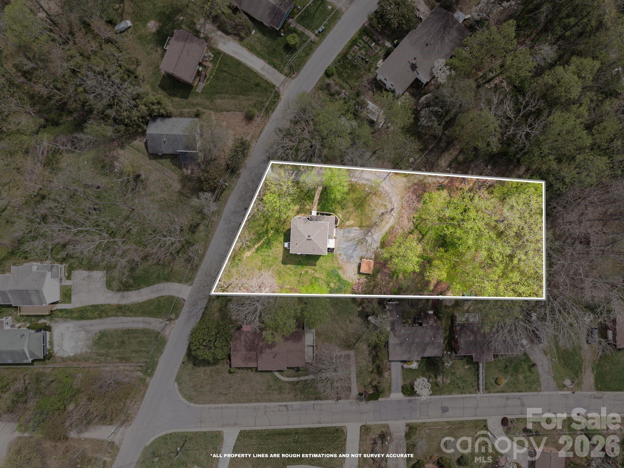 539 Caribou Road — Asheville