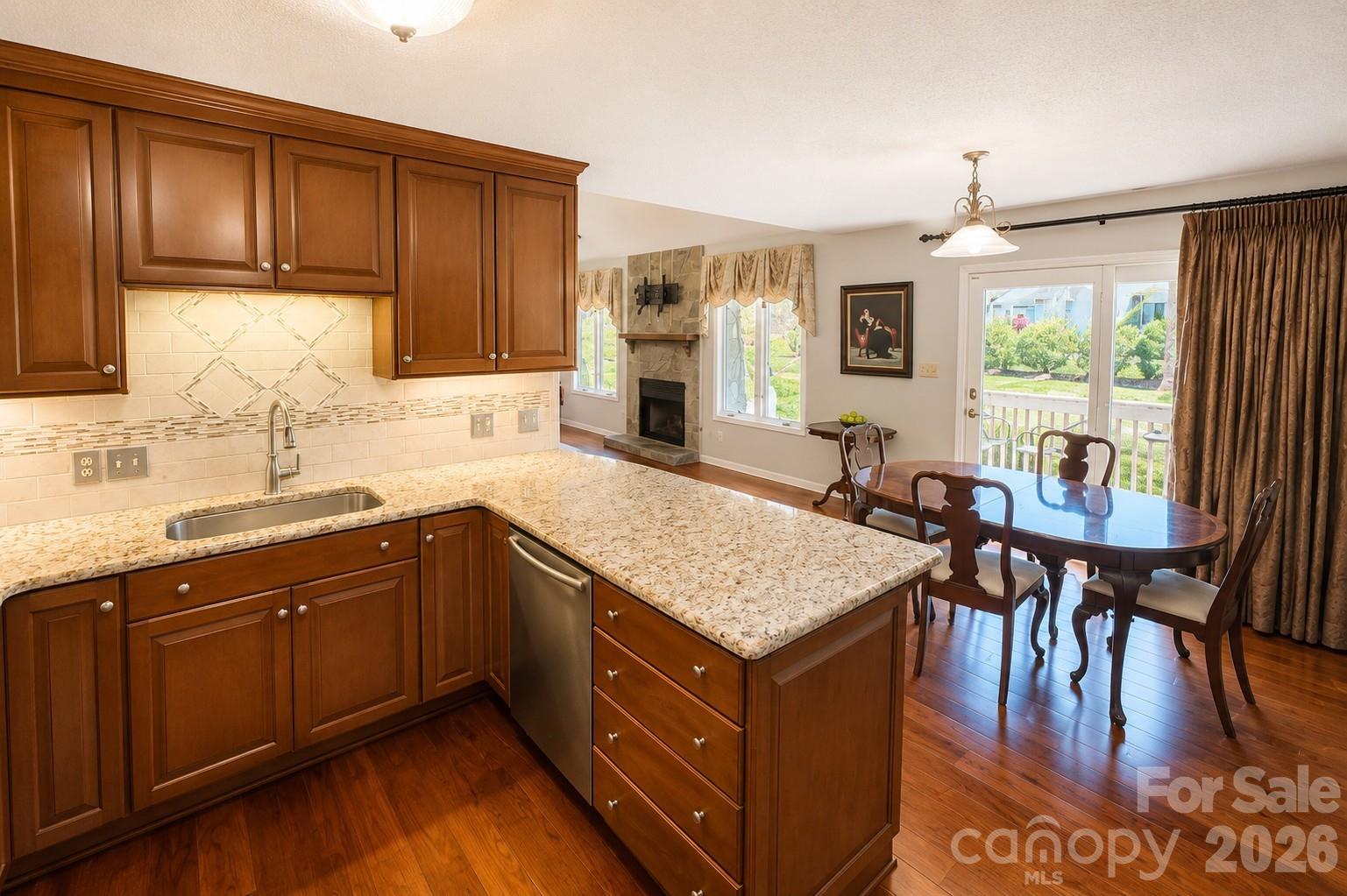 603 29th Avenue NE #213 — Hickory