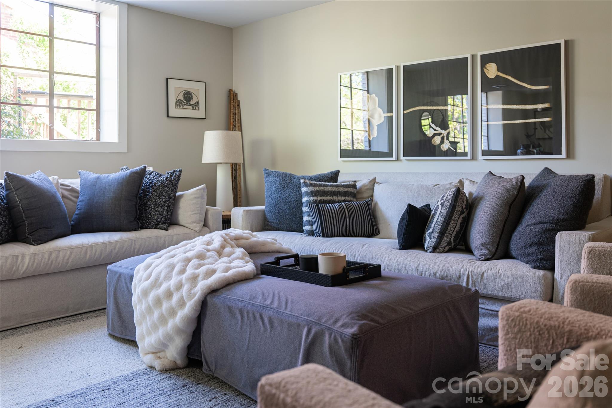 15 Red Oak Road — Asheville