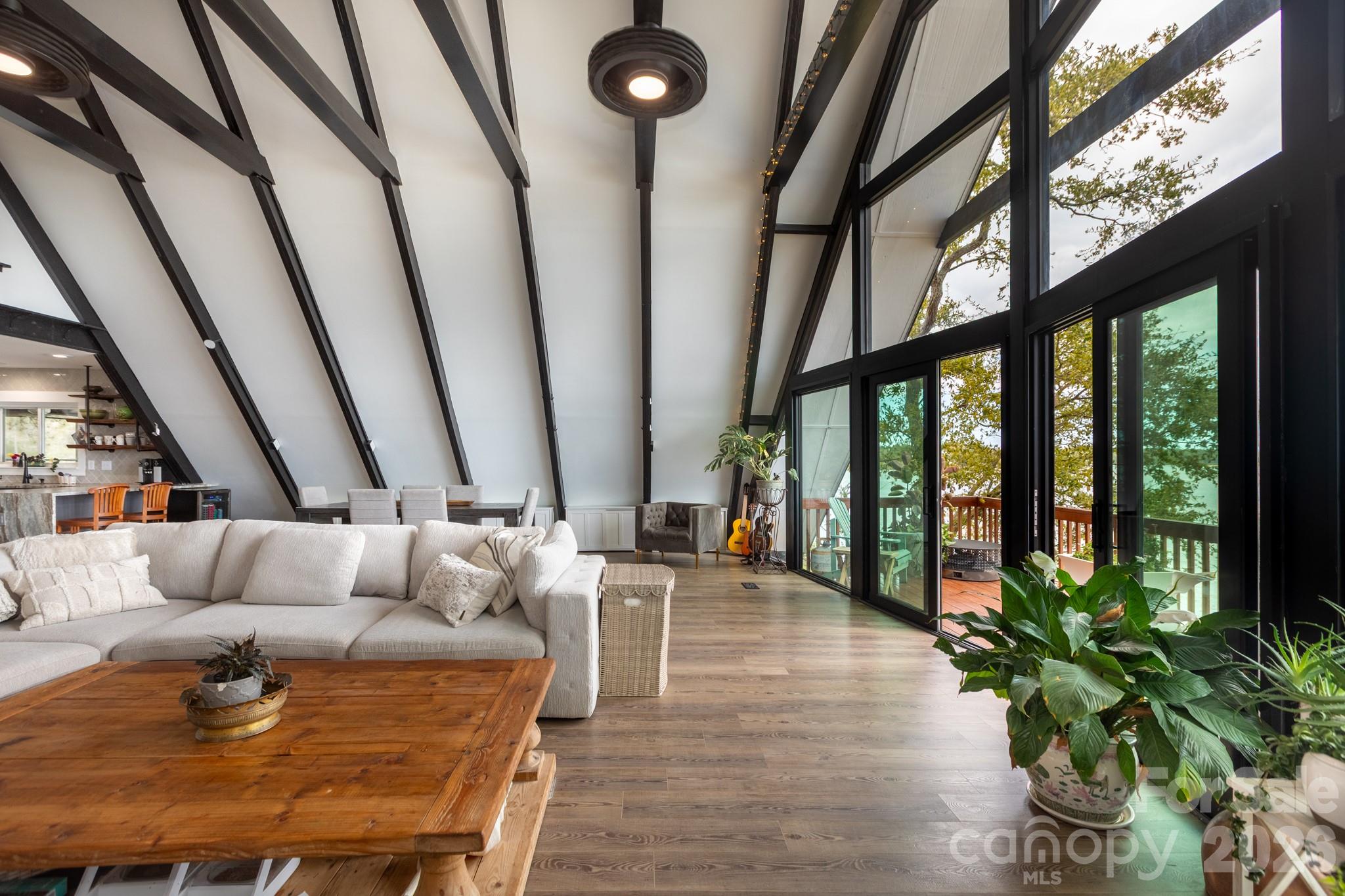 211 Fannie Creek Lane — Sneads Ferry