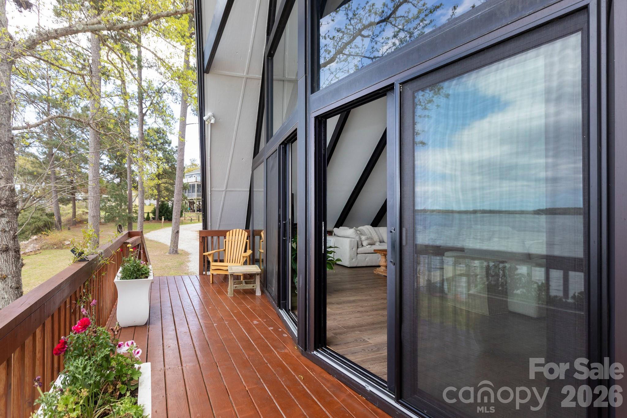 211 Fannie Creek Lane — Sneads Ferry