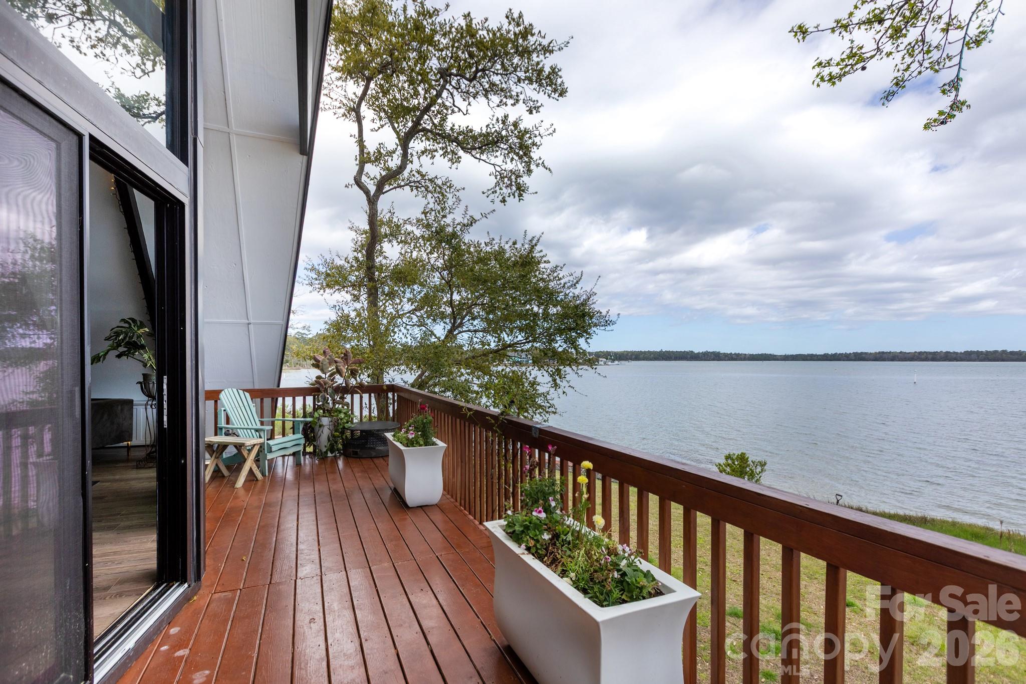 211 Fannie Creek Lane — Sneads Ferry