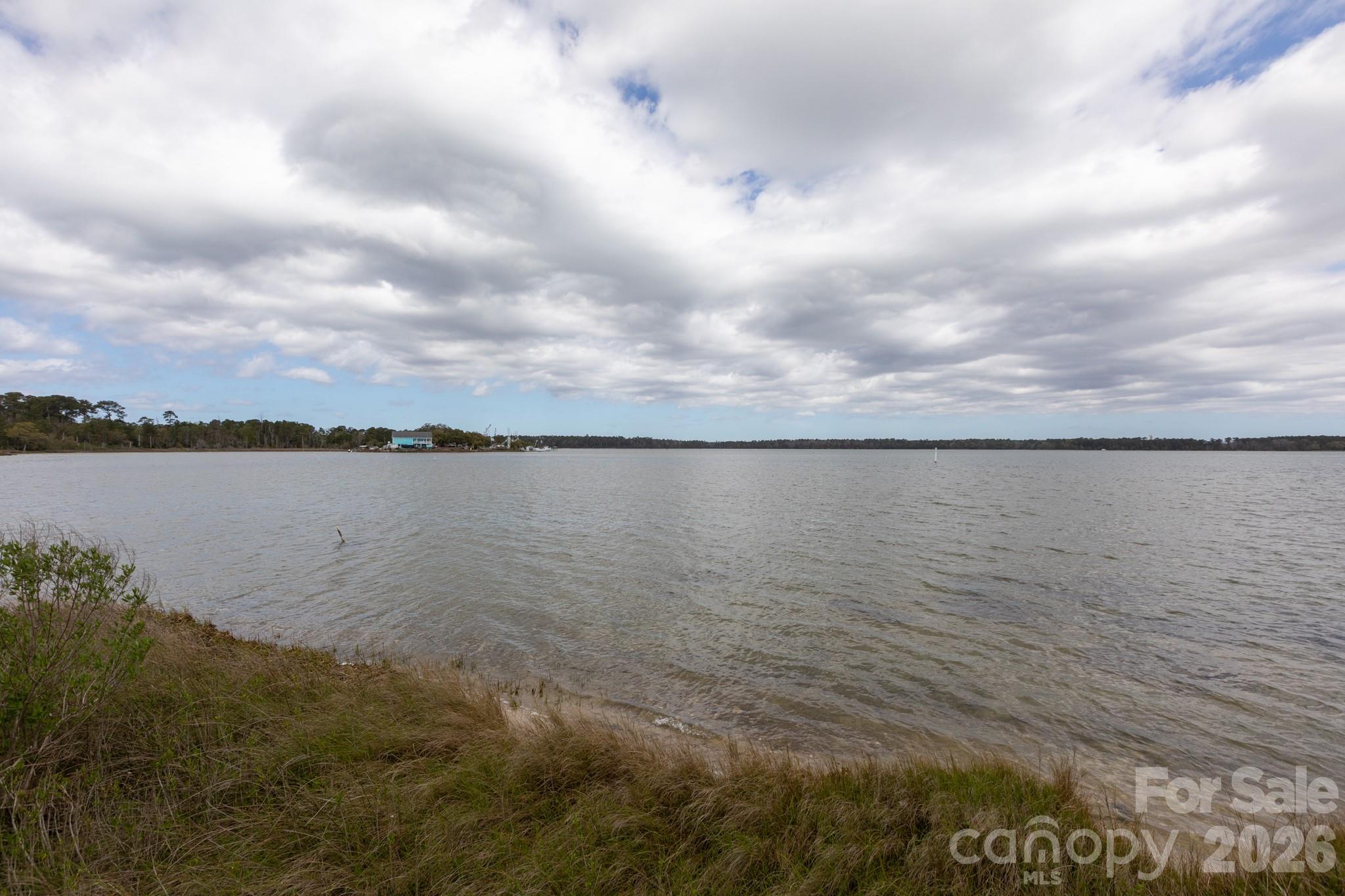 211 Fannie Creek Lane — Sneads Ferry