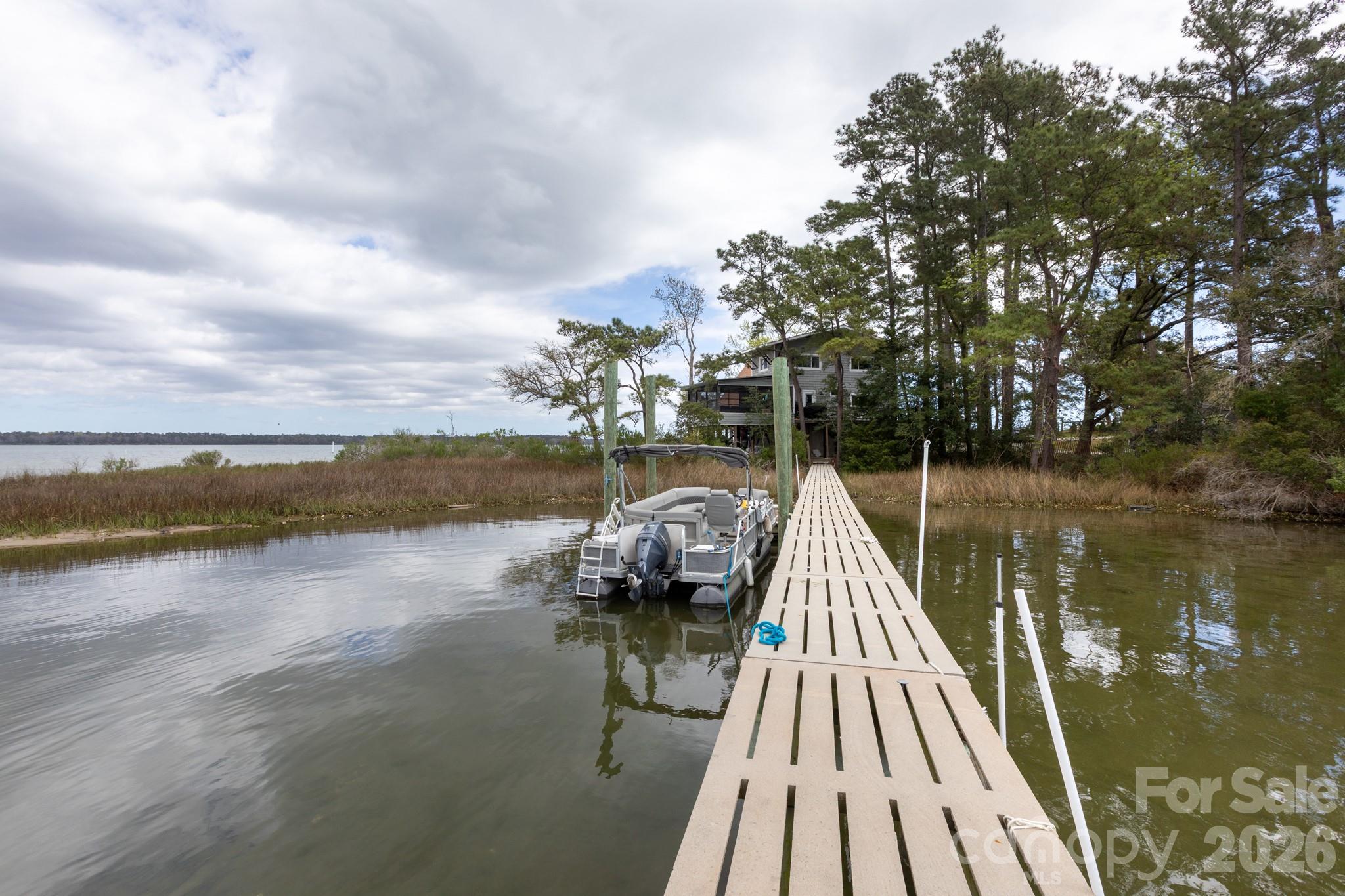 211 Fannie Creek Lane — Sneads Ferry