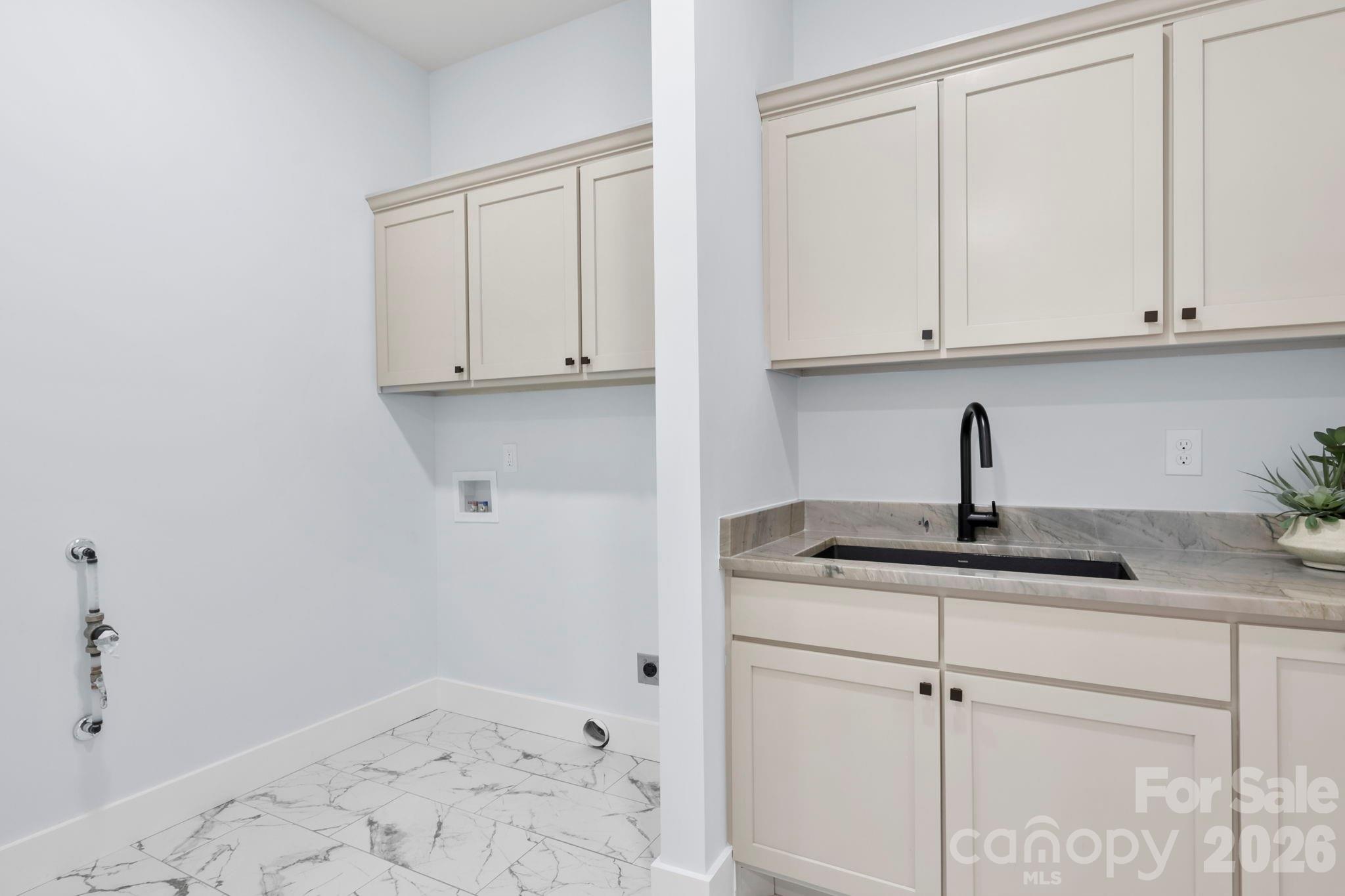 162 Preserve Court — Hendersonville