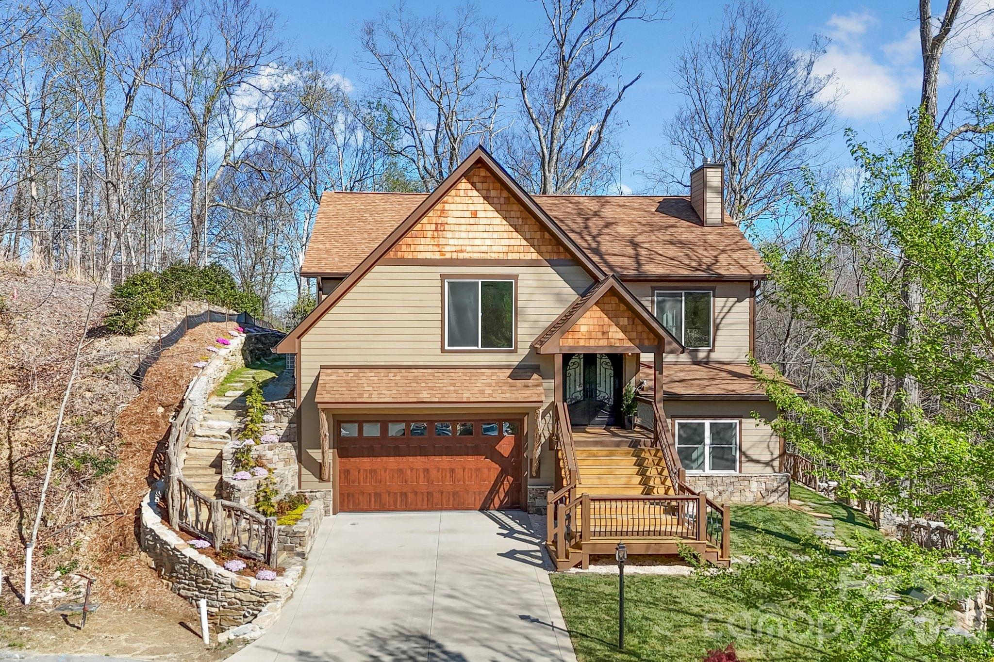162 Preserve Court — Hendersonville