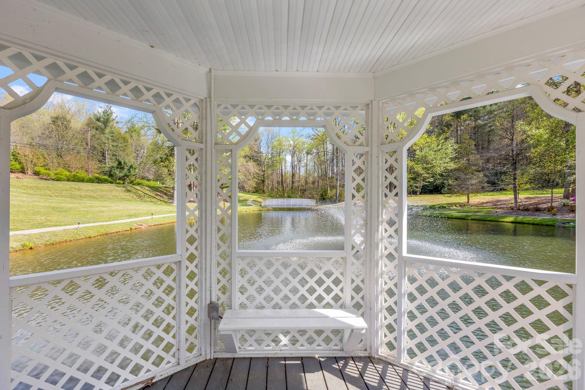 162 Preserve Court — Hendersonville
