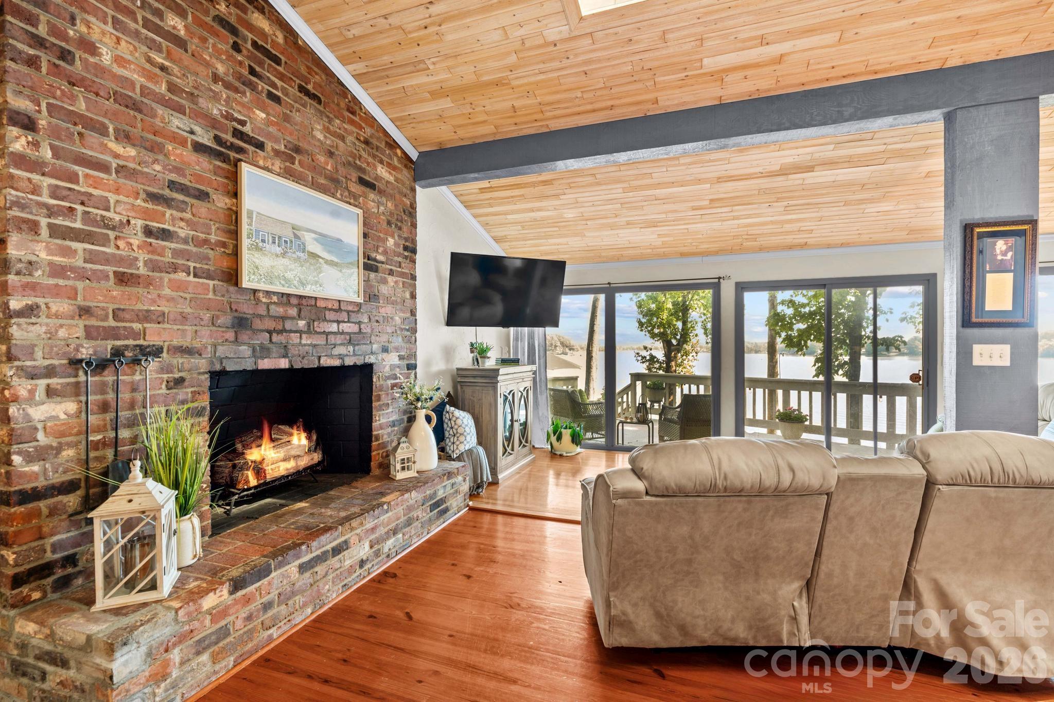 395 Rendleman Drive — Salisbury