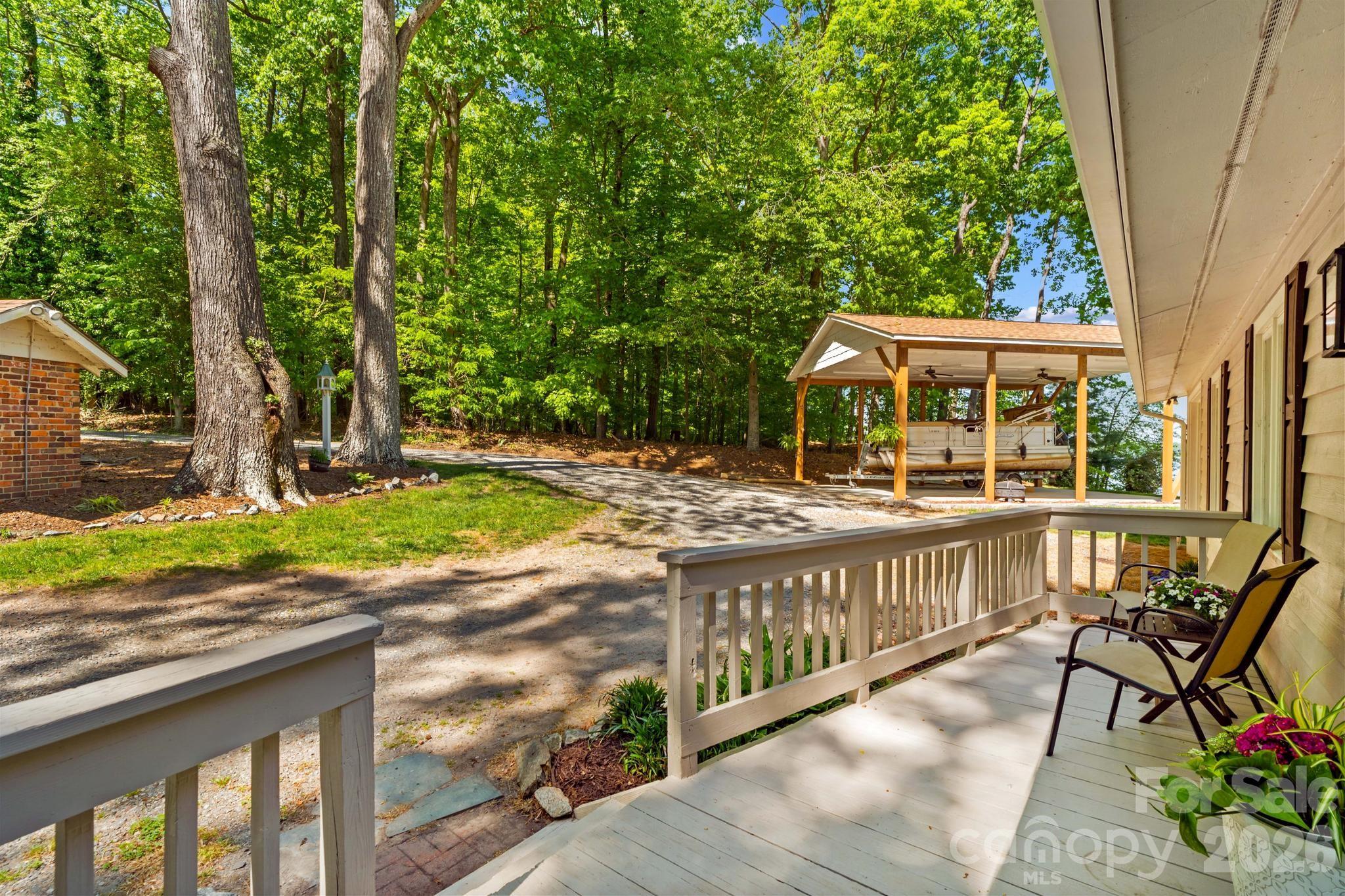 395 Rendleman Drive — Salisbury