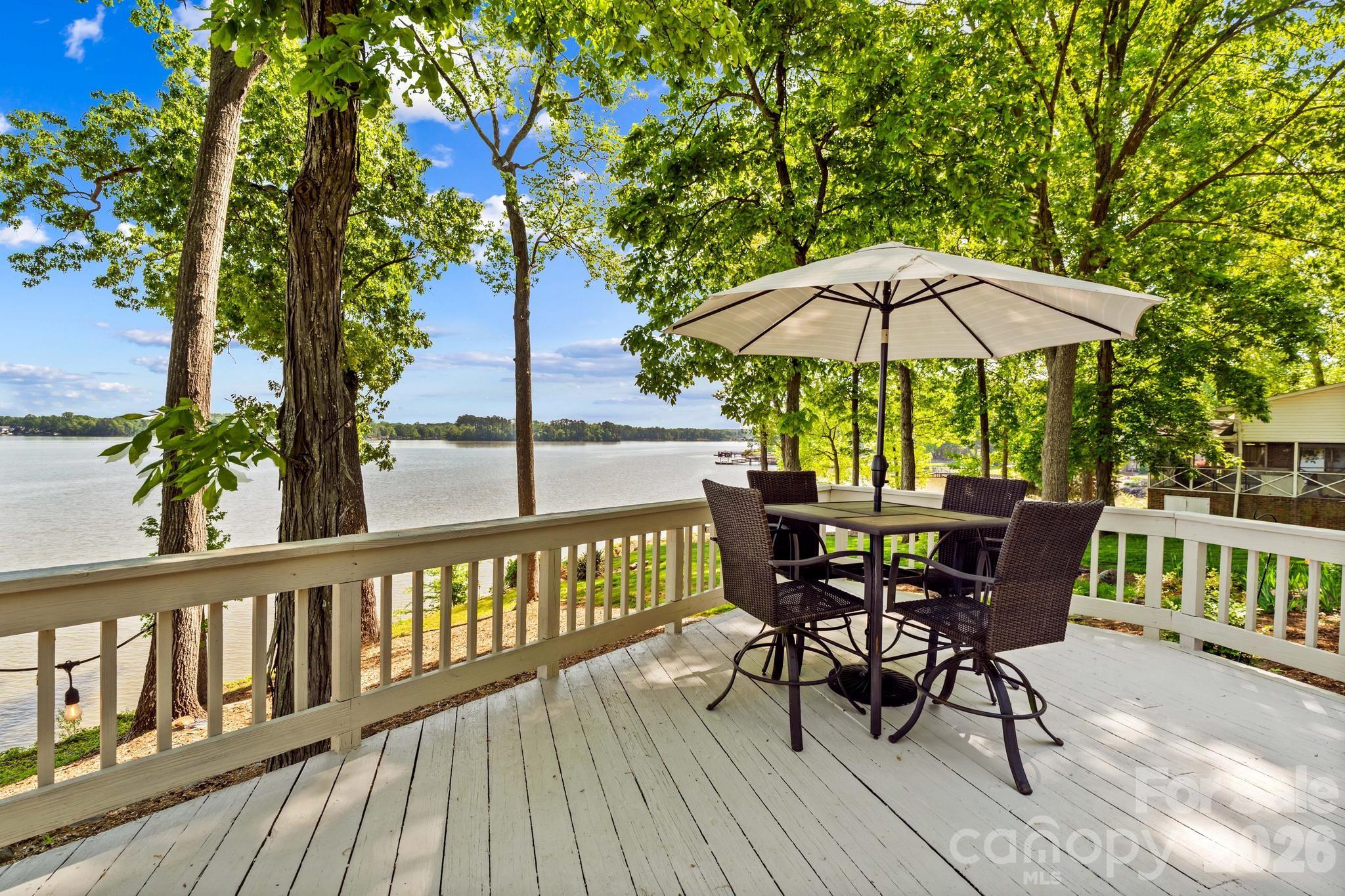 395 Rendleman Drive — Salisbury