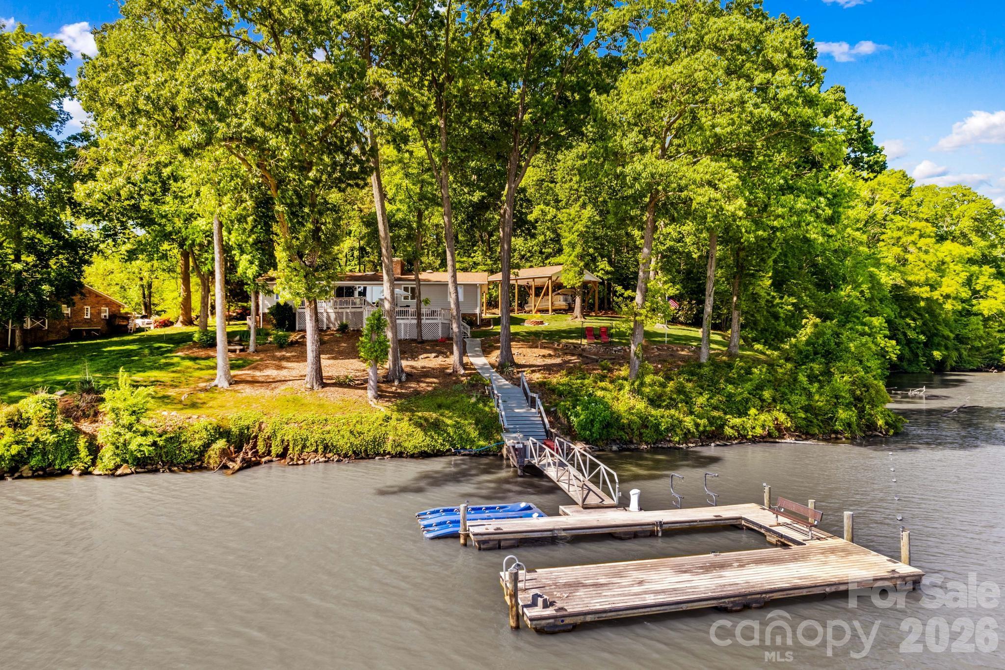 395 Rendleman Drive — Salisbury