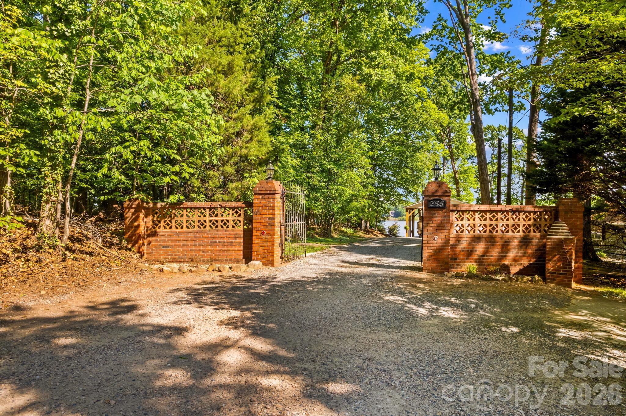 395 Rendleman Drive — Salisbury