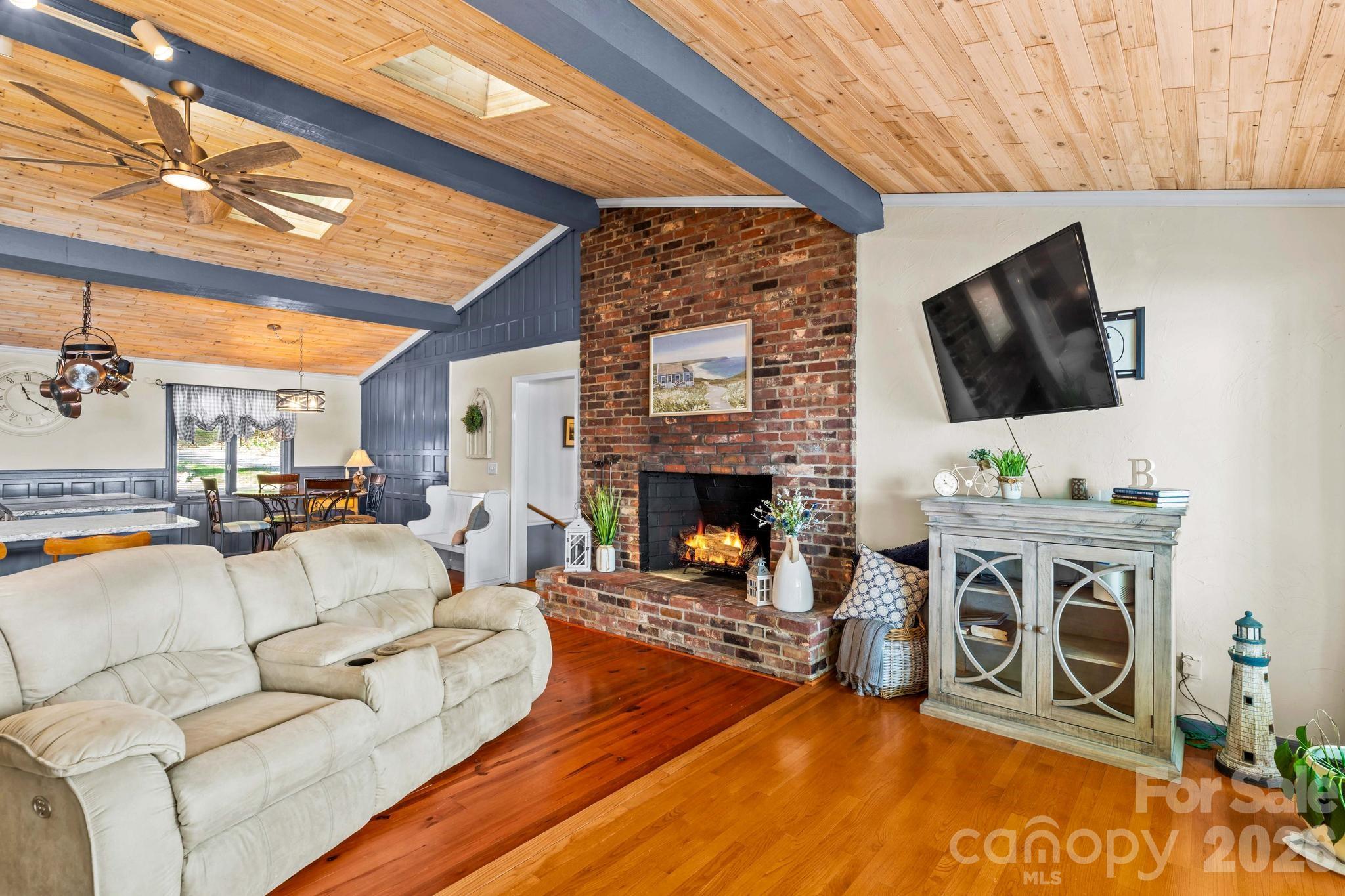 395 Rendleman Drive — Salisbury