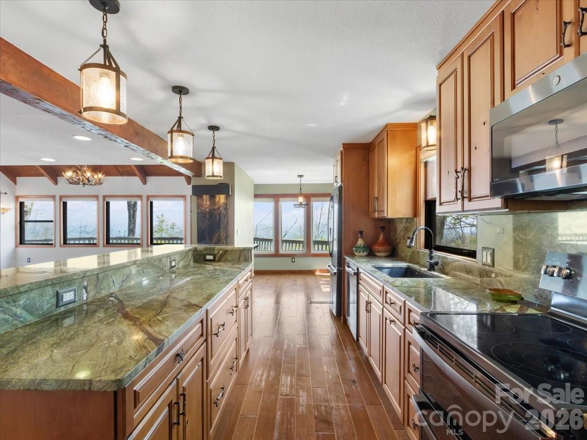 49 Slickrock Ridge Way S — Burnsville