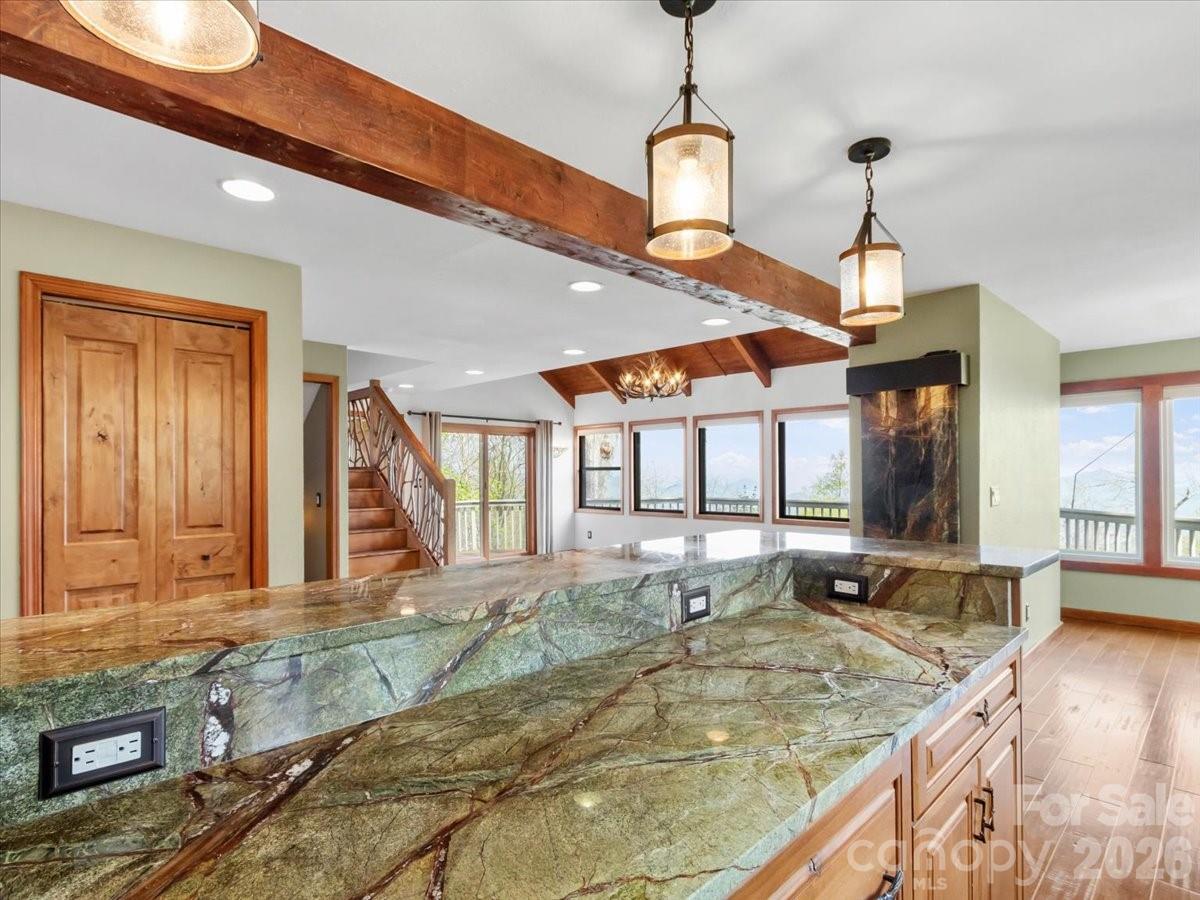 49 Slickrock Ridge Way S — Burnsville