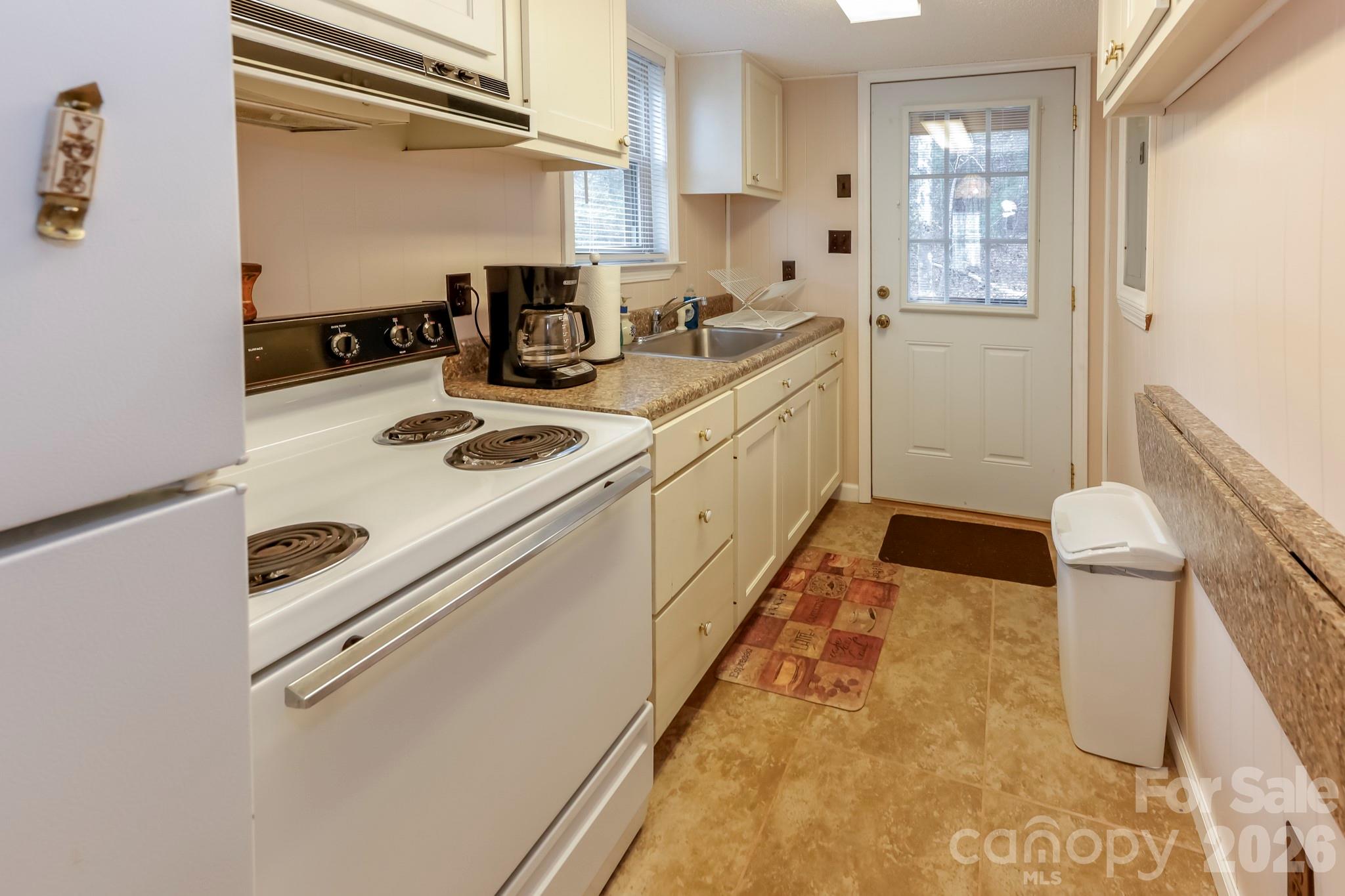 201 N Chase Lane — Rutherfordton