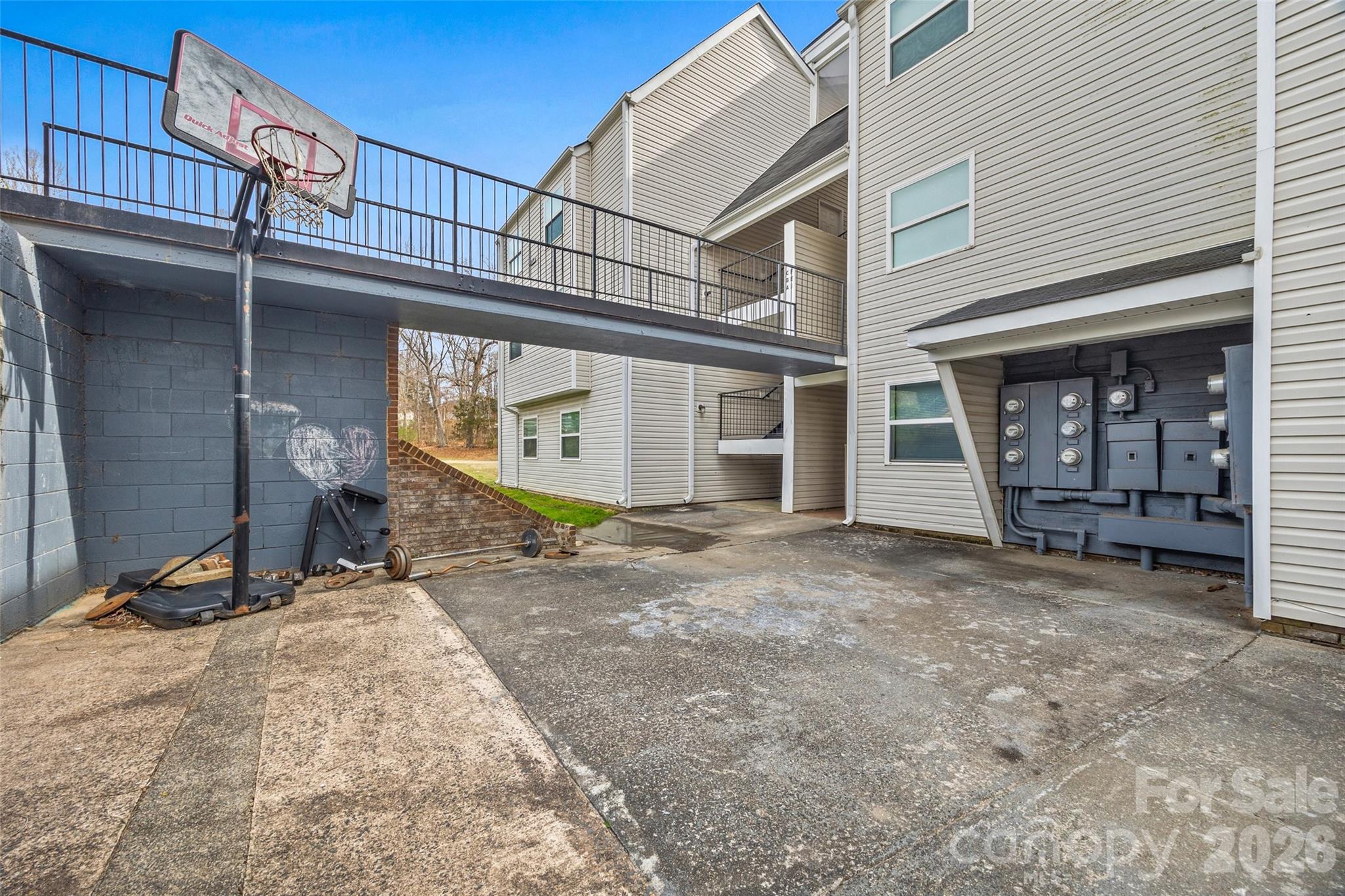 9119 Spyglass Place #9119D — Charlotte