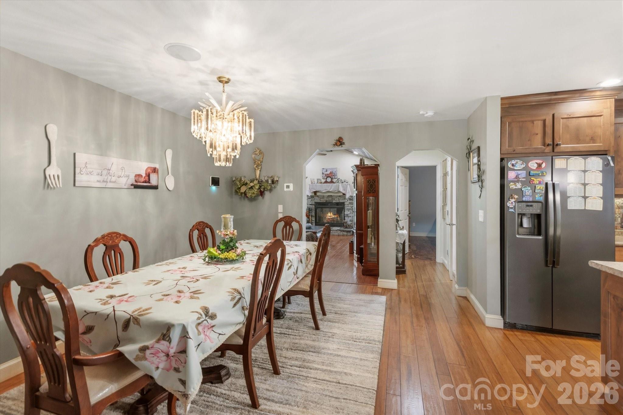810 Mount Hebron Road — Old Fort
