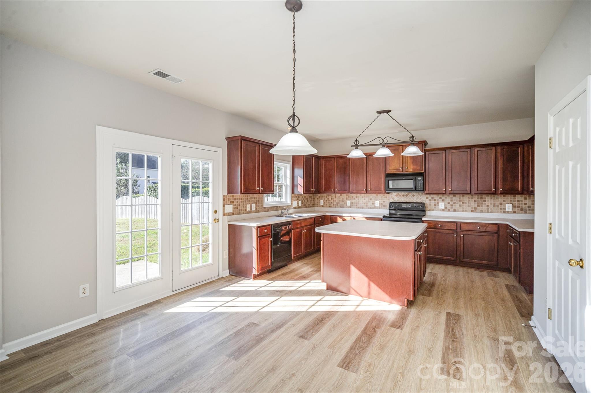 5805 Lindley Crescent Drive — Indian Trail