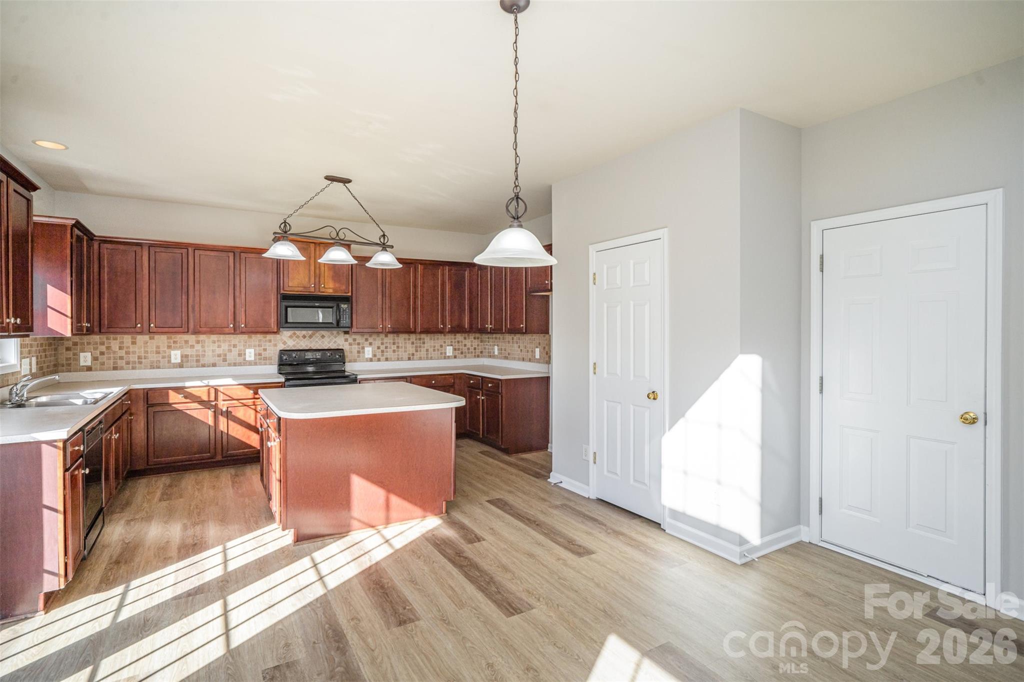 5805 Lindley Crescent Drive — Indian Trail