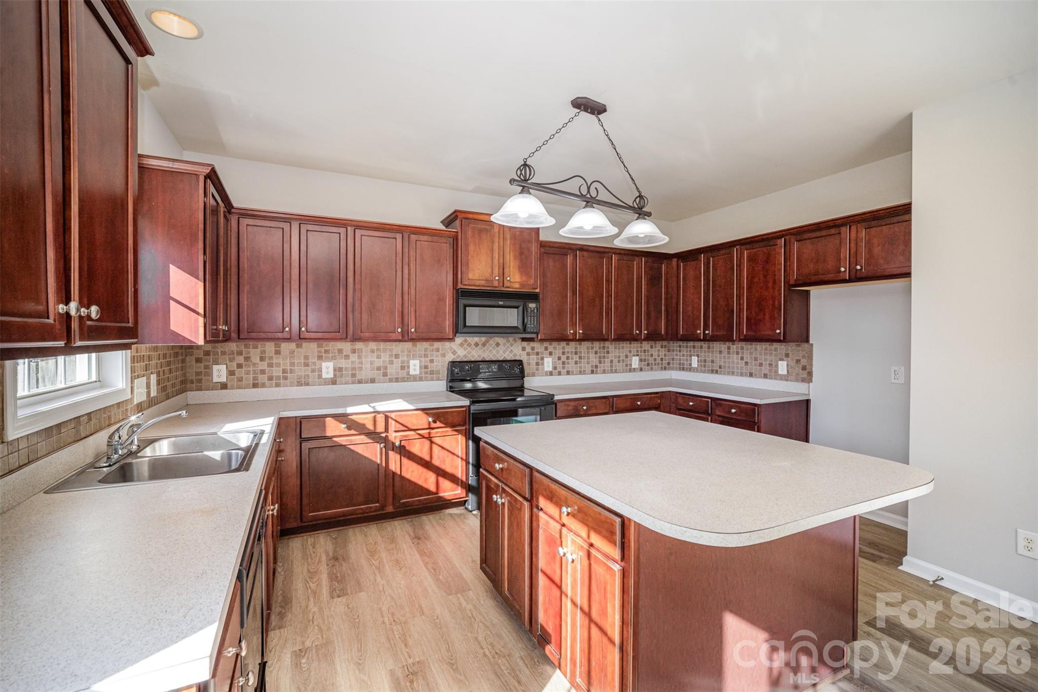 5805 Lindley Crescent Drive — Indian Trail