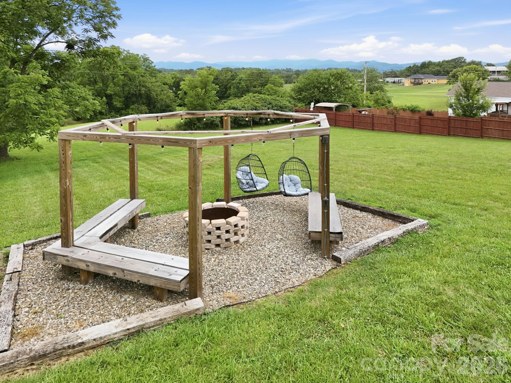 1781 Bear Creek Road — Leicester
