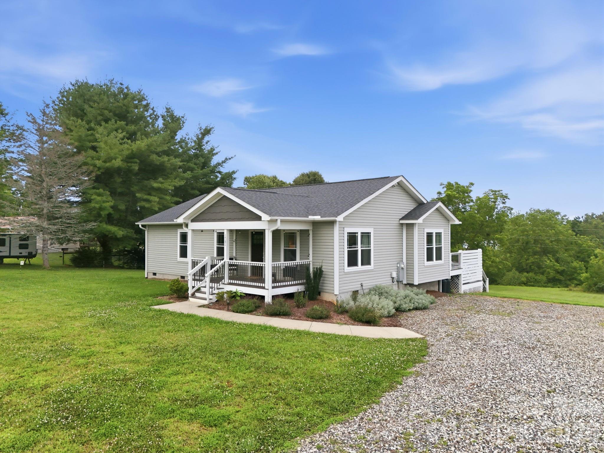 1781 Bear Creek Road — Leicester