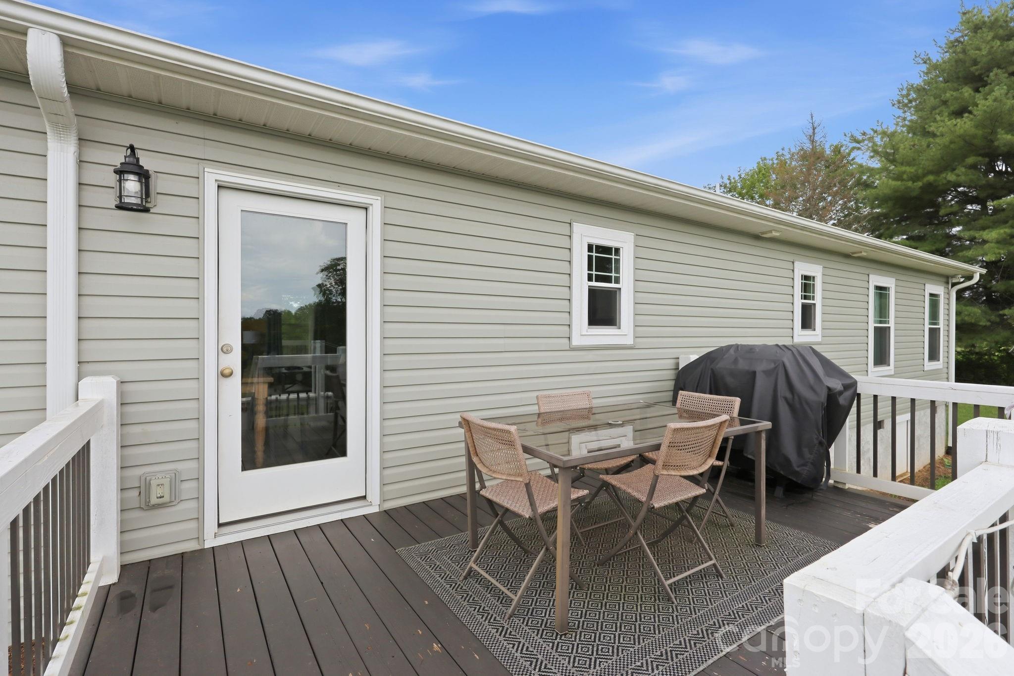 1781 Bear Creek Road — Leicester