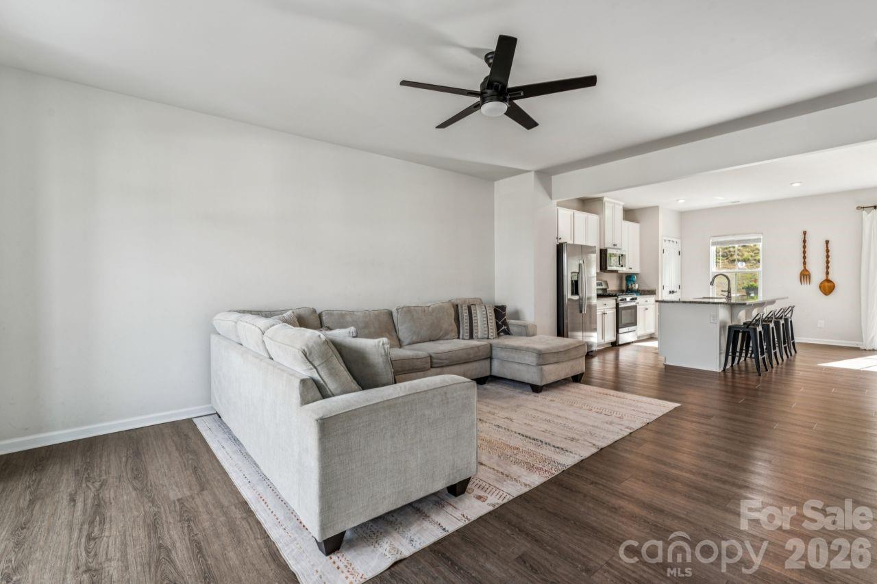 2050 Dornoch Road — Tega Cay