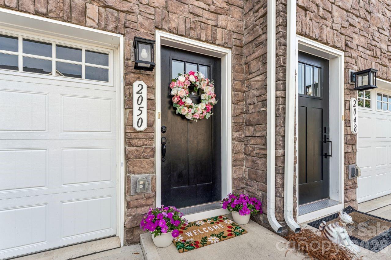 2050 Dornoch Road — Tega Cay