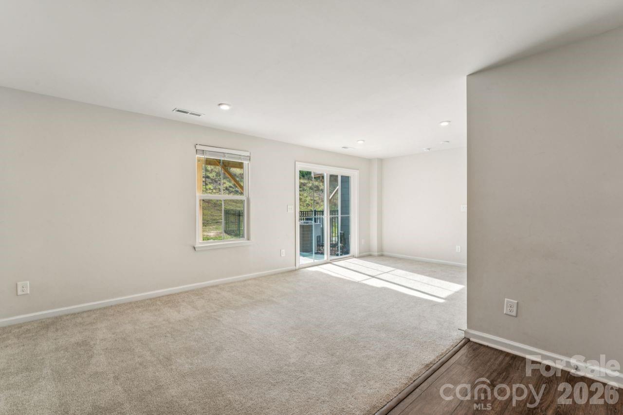 2050 Dornoch Road — Tega Cay