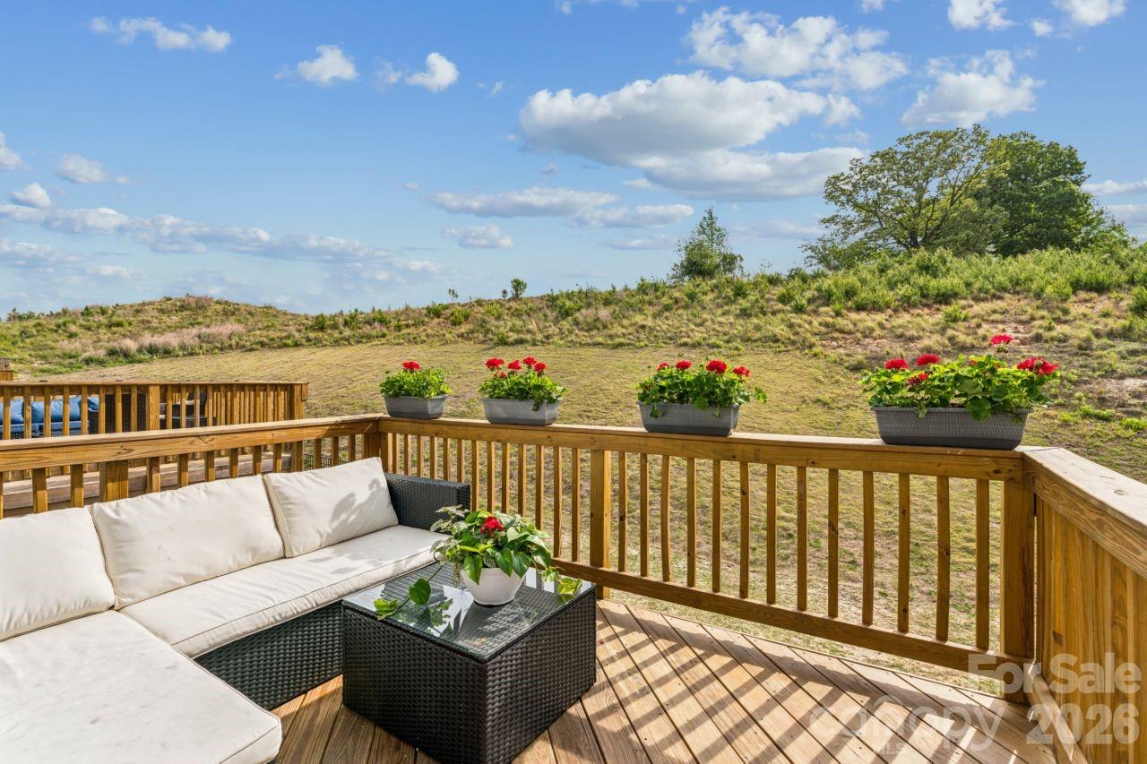 2050 Dornoch Road — Tega Cay