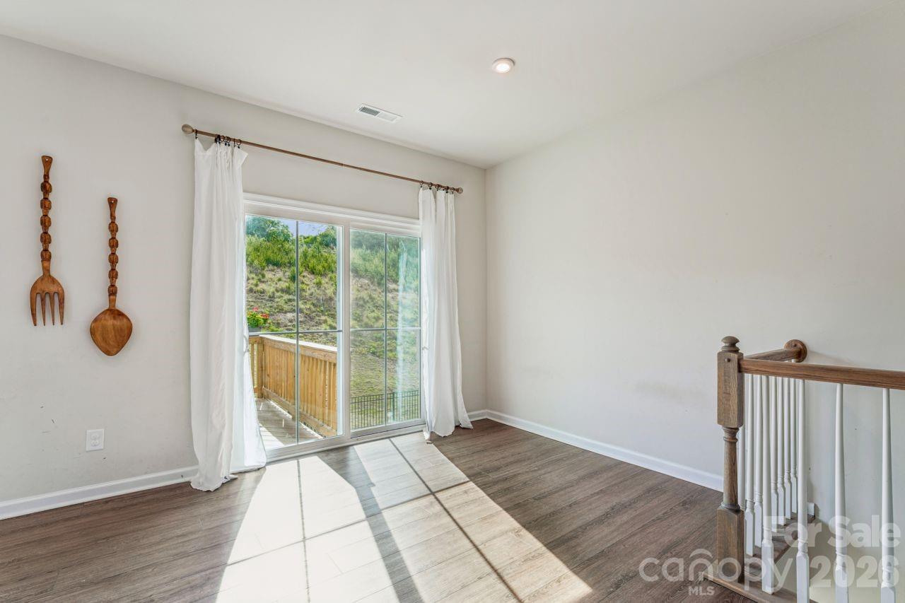 2050 Dornoch Road — Tega Cay