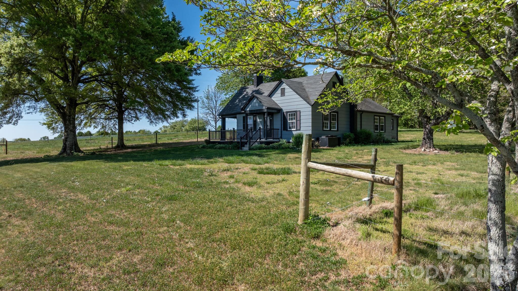 1975 Three Forks Church Road — Taylorsville