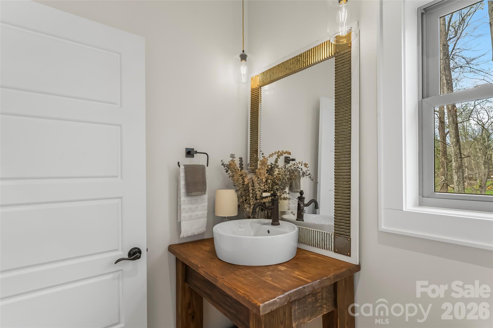 628 Brush Creek Road — Fairview