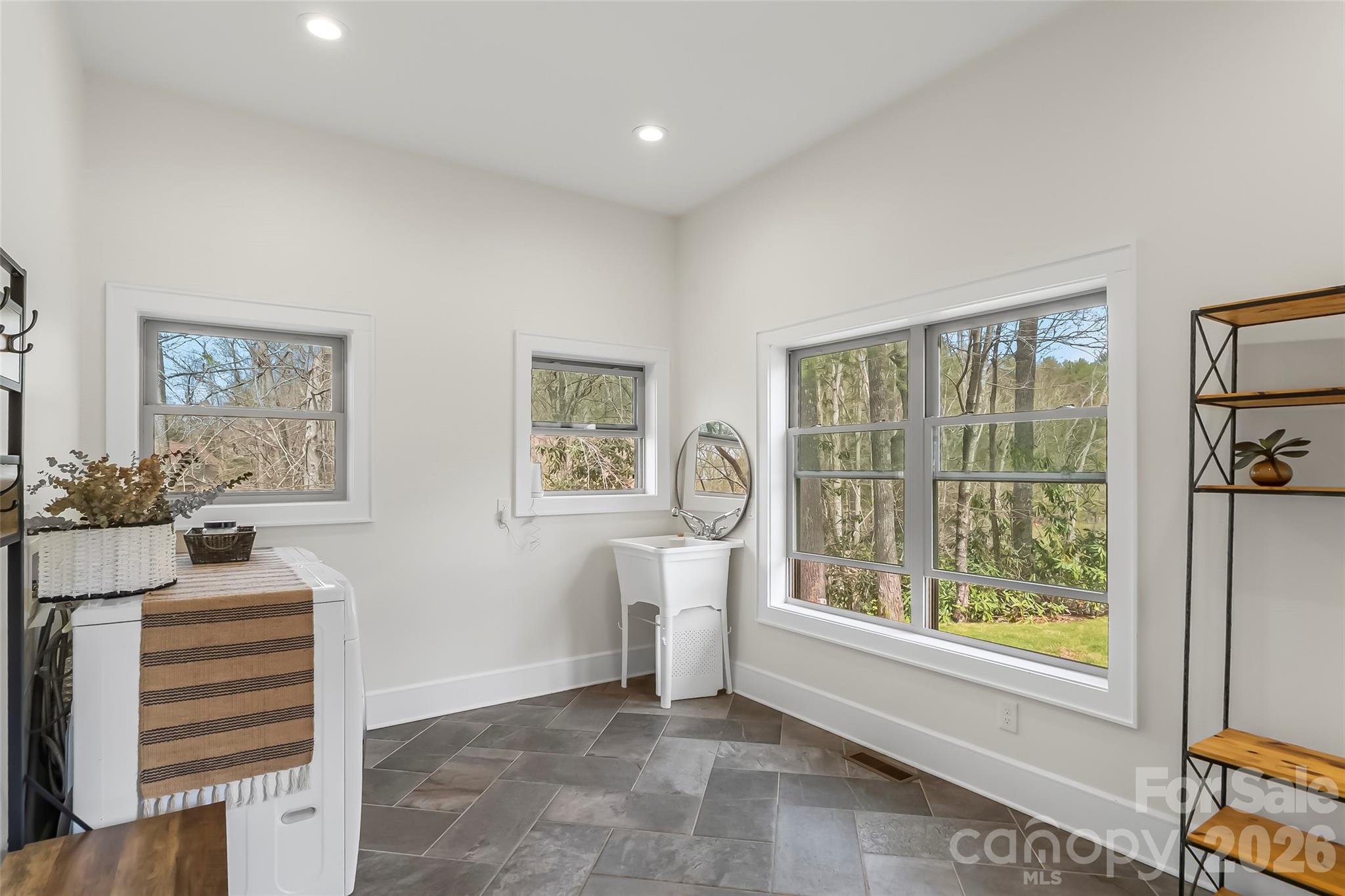 628 Brush Creek Road — Fairview