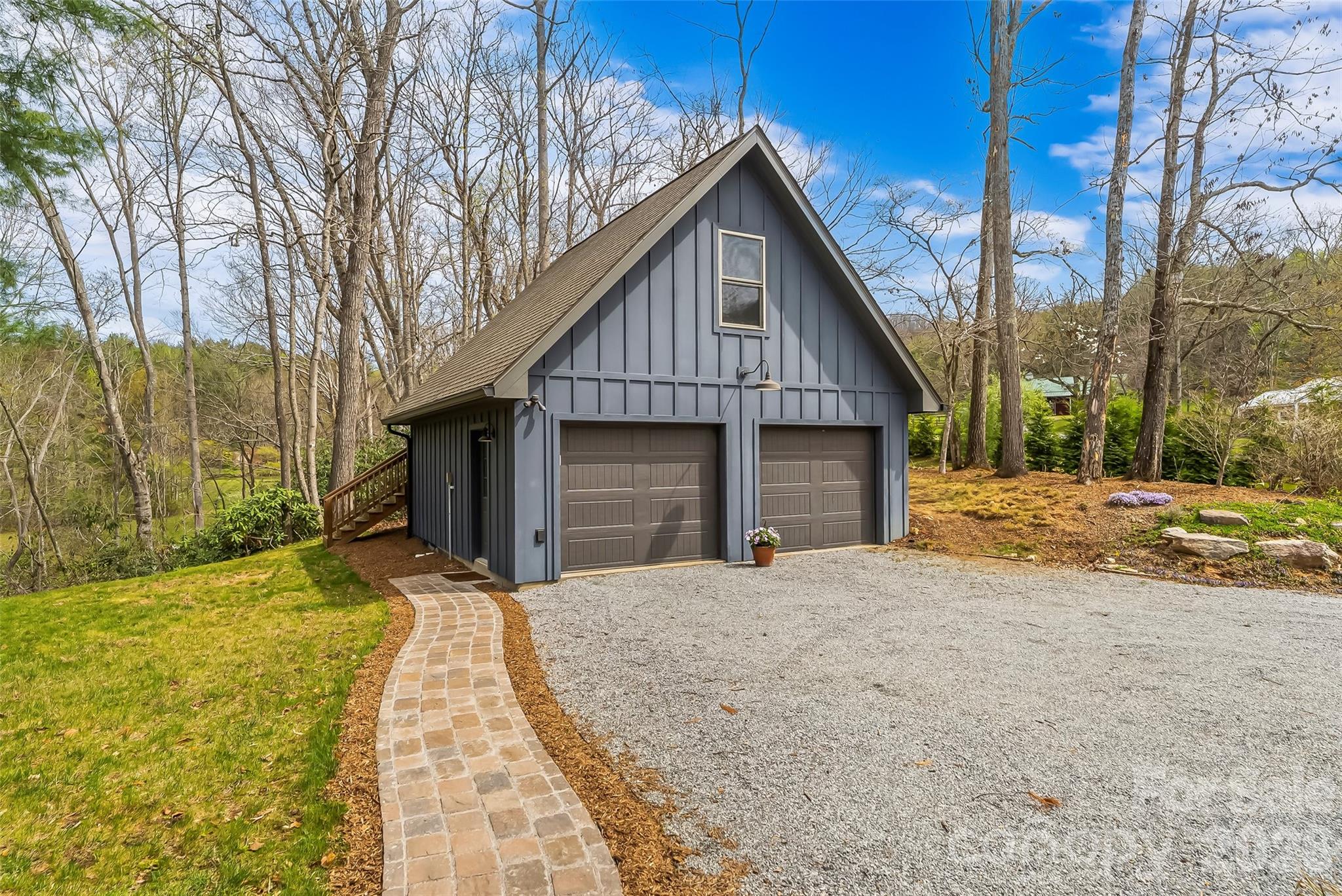 628 Brush Creek Road — Fairview