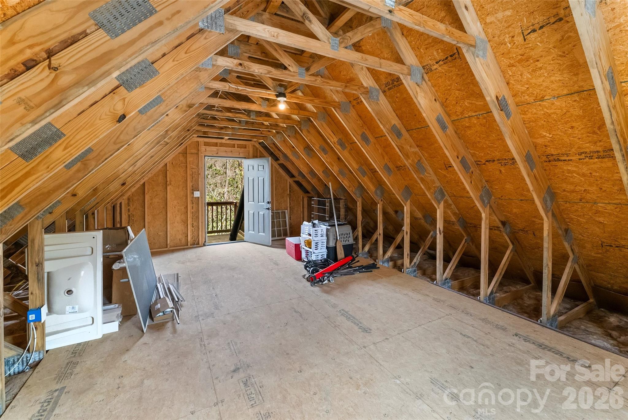 628 Brush Creek Road — Fairview