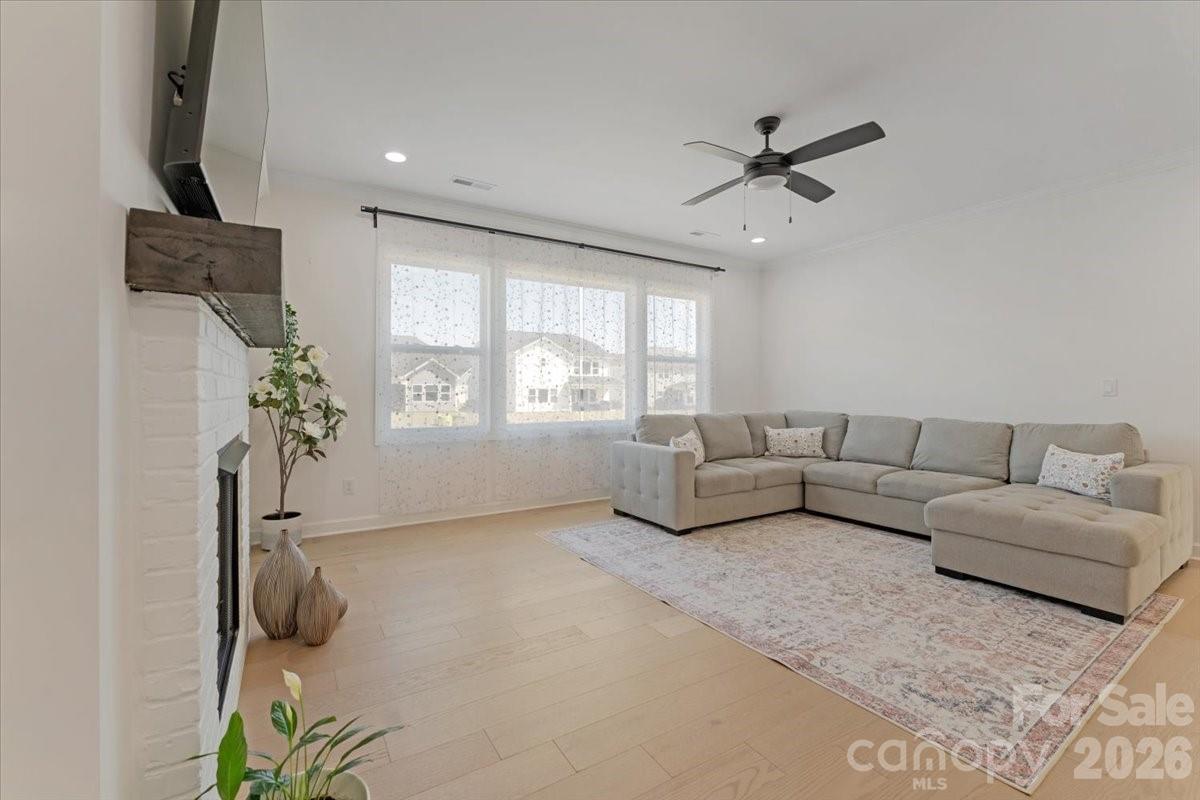 3934 Zinnia Drive — Harrisburg