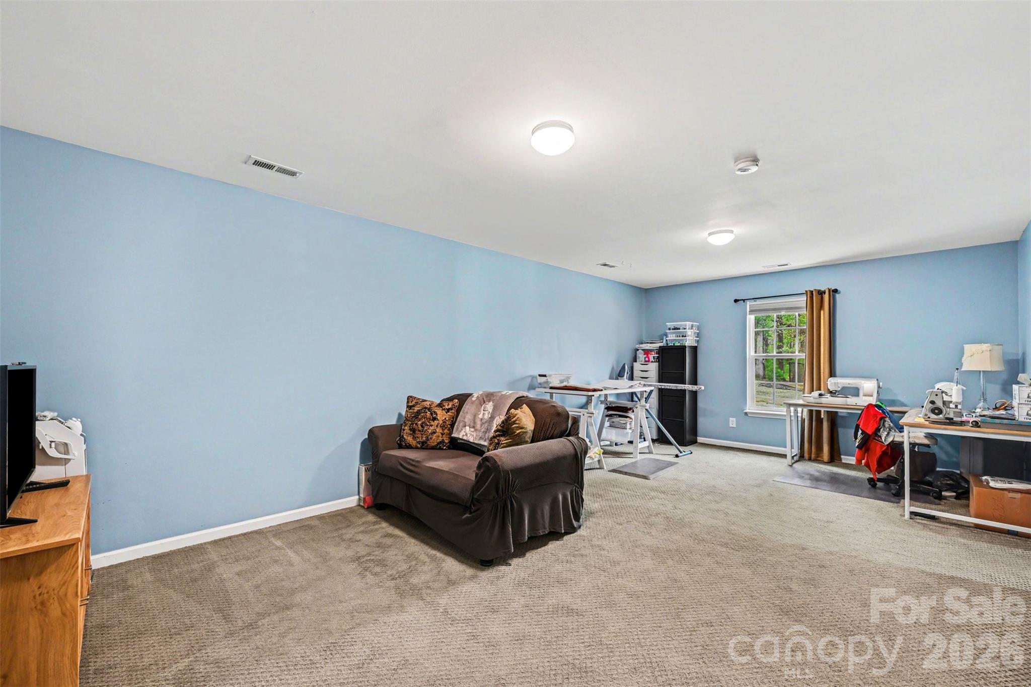 391 Lone Tree Lane — Clover