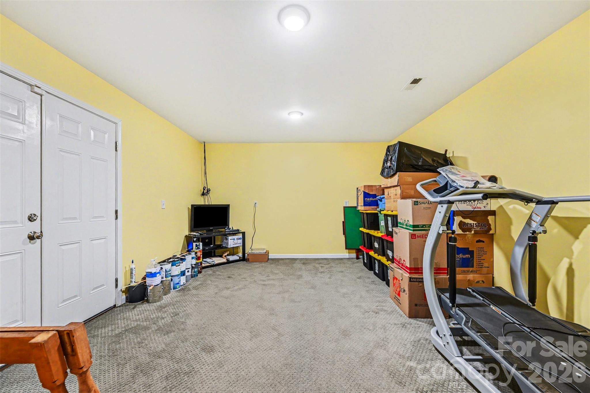 391 Lone Tree Lane — Clover