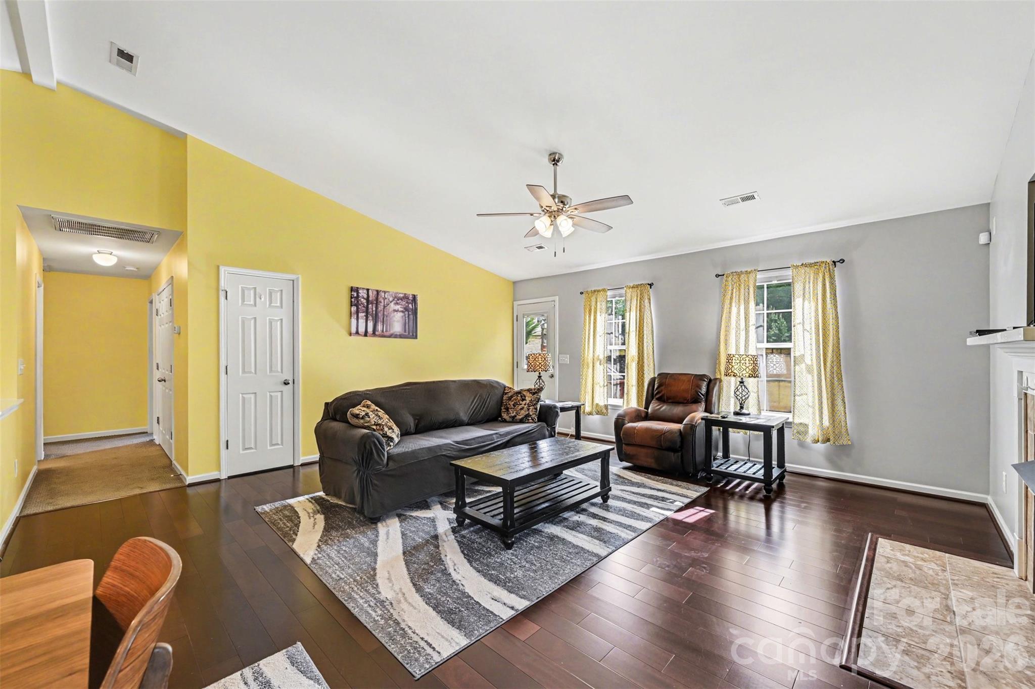 391 Lone Tree Lane — Clover