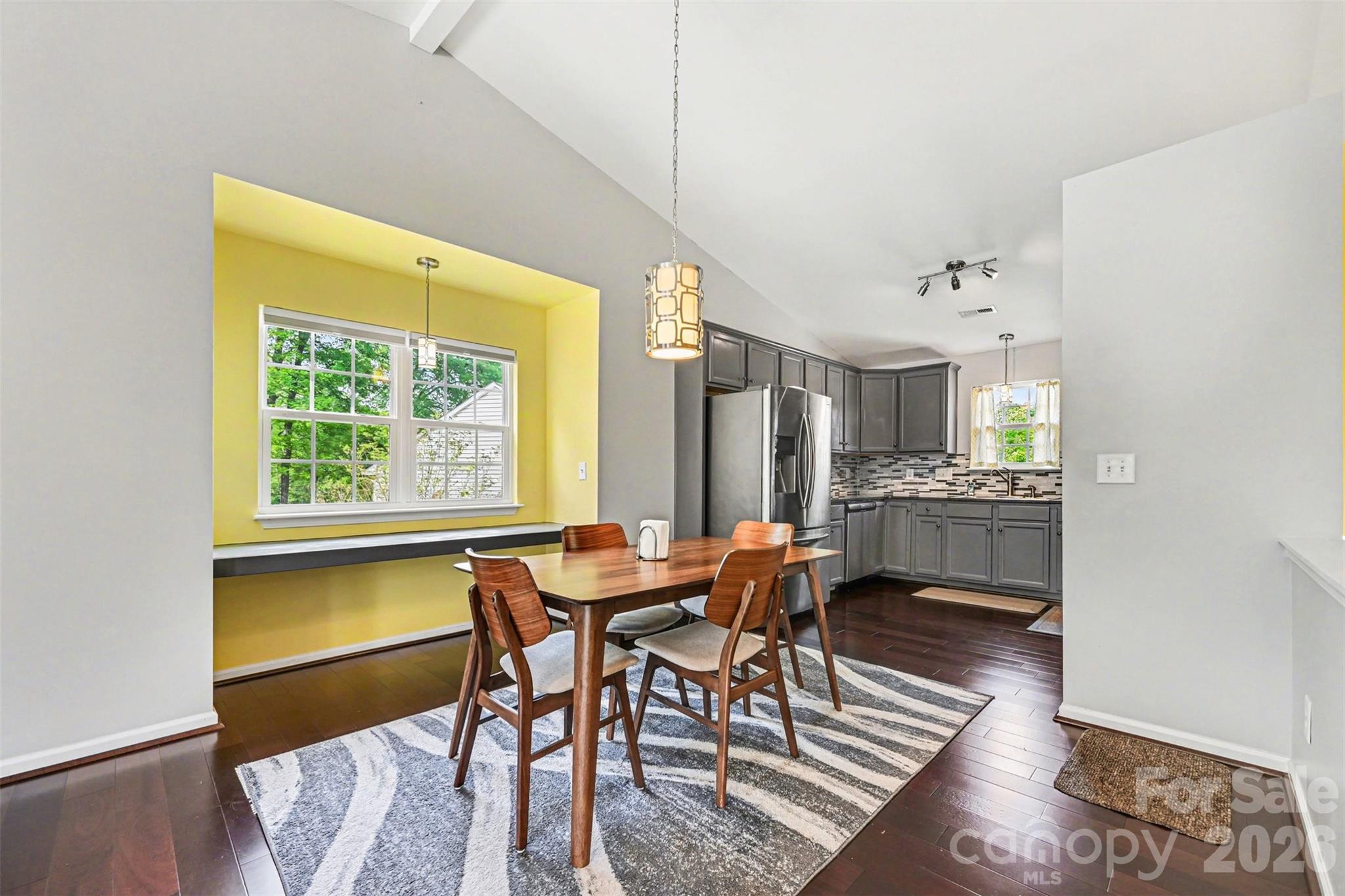 391 Lone Tree Lane — Clover