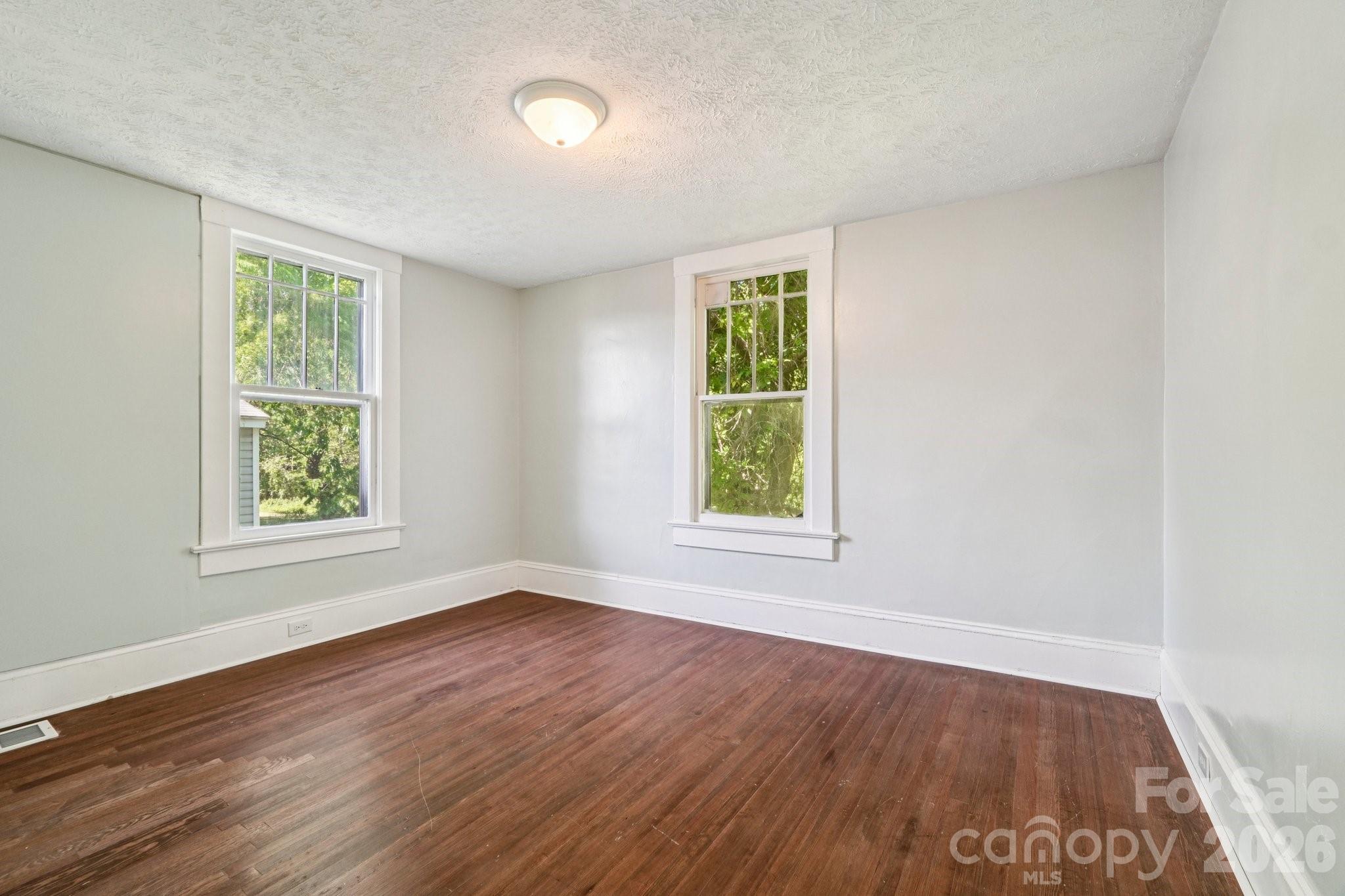 208 W Lafayette Street — Salisbury