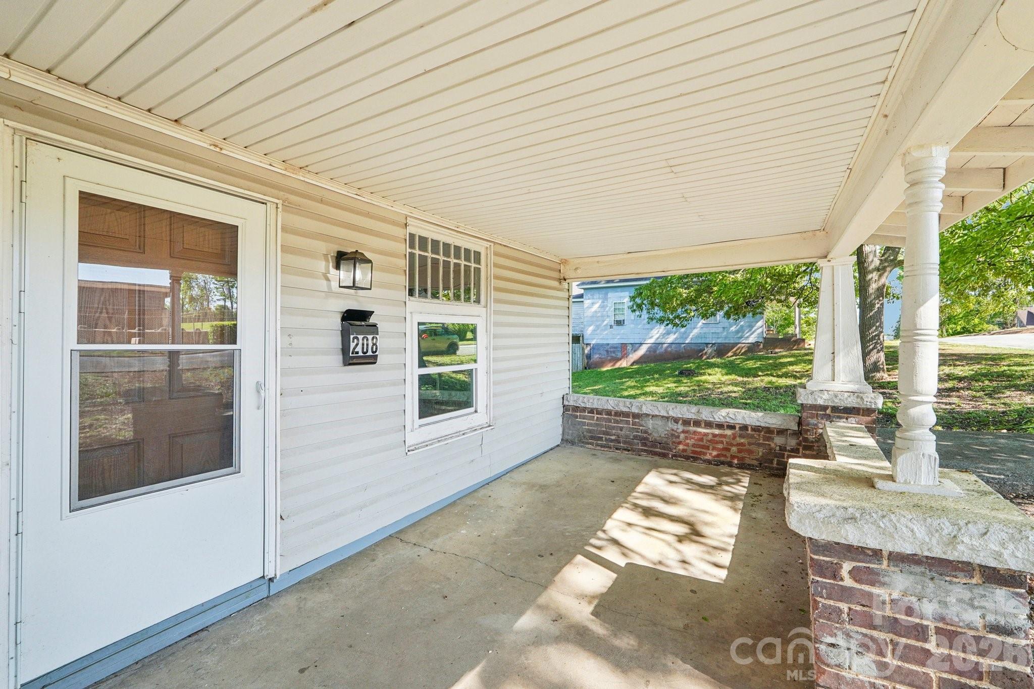 208 W Lafayette Street — Salisbury