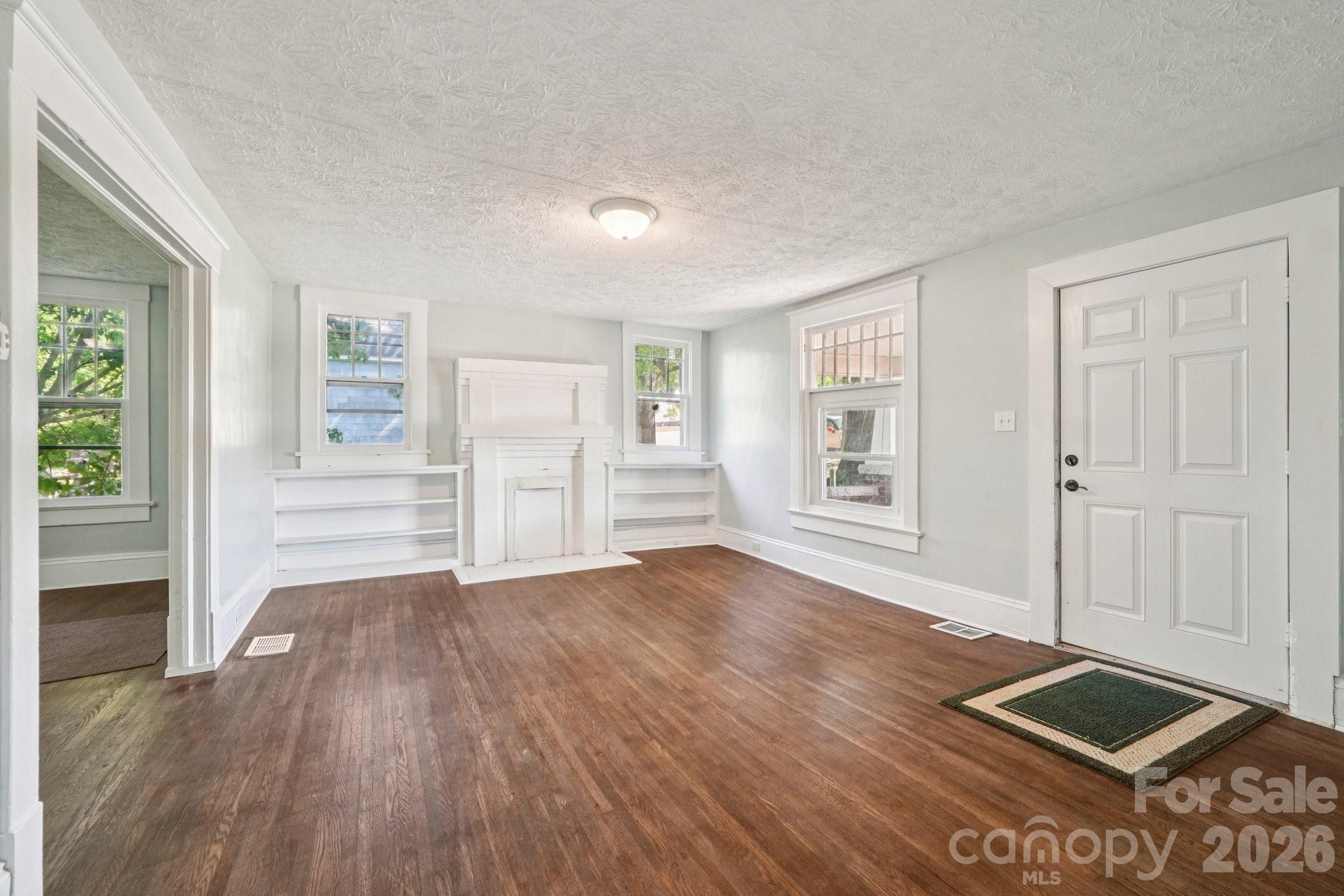 208 W Lafayette Street — Salisbury
