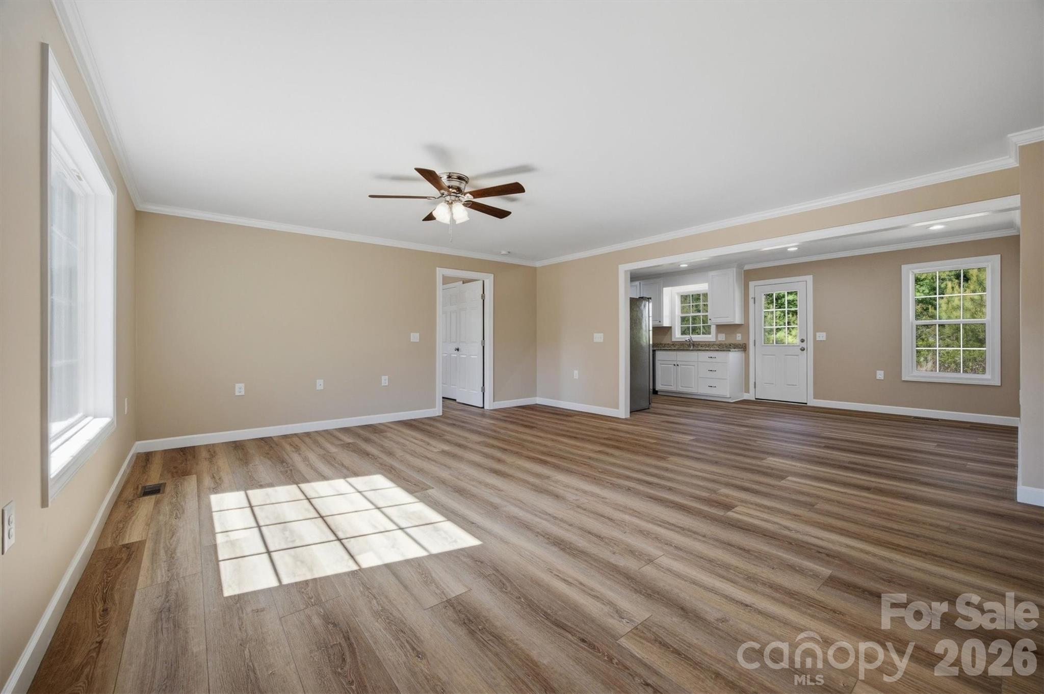 4915 S T Clark Road — Morganton