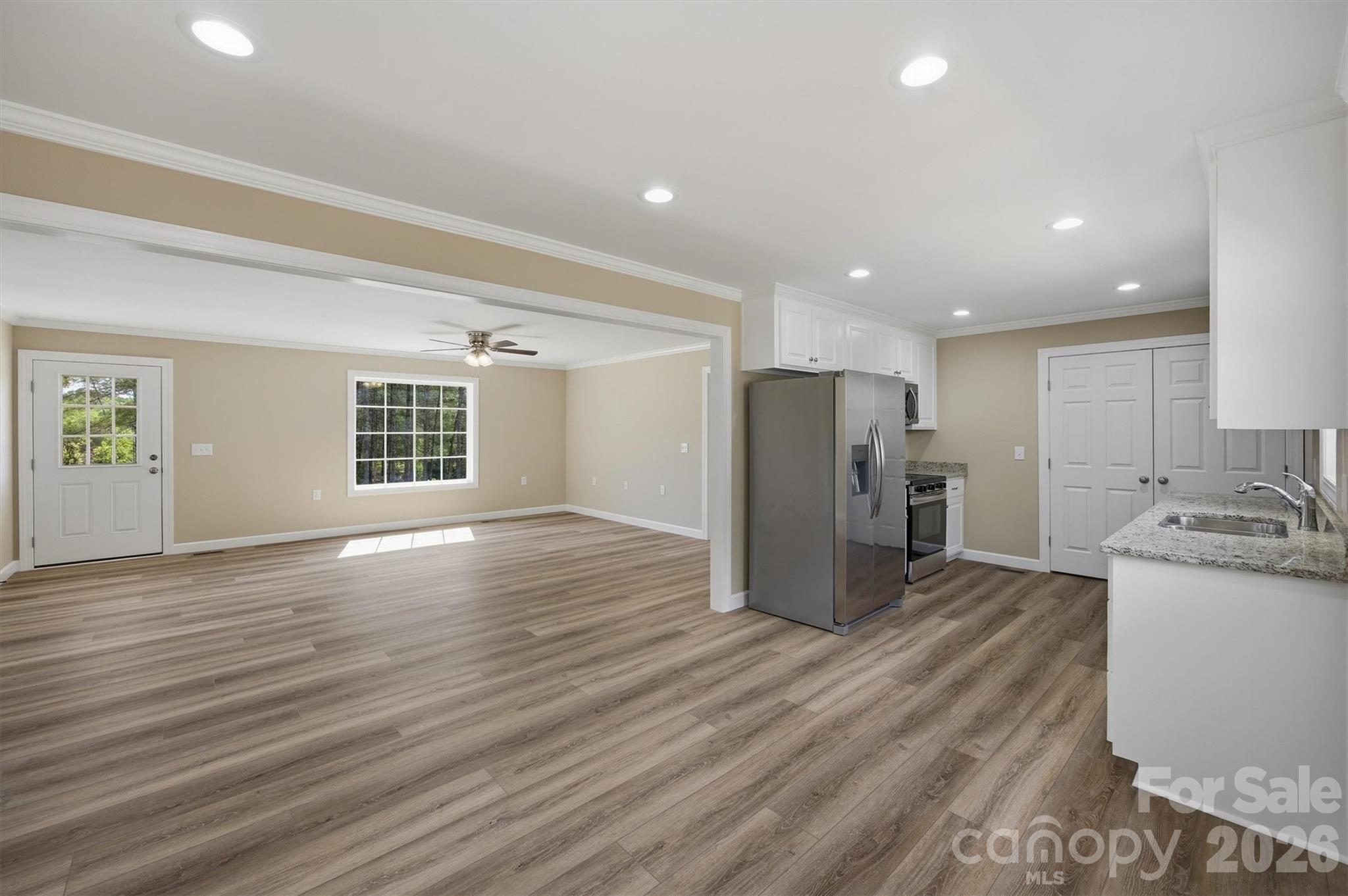 4915 S T Clark Road — Morganton
