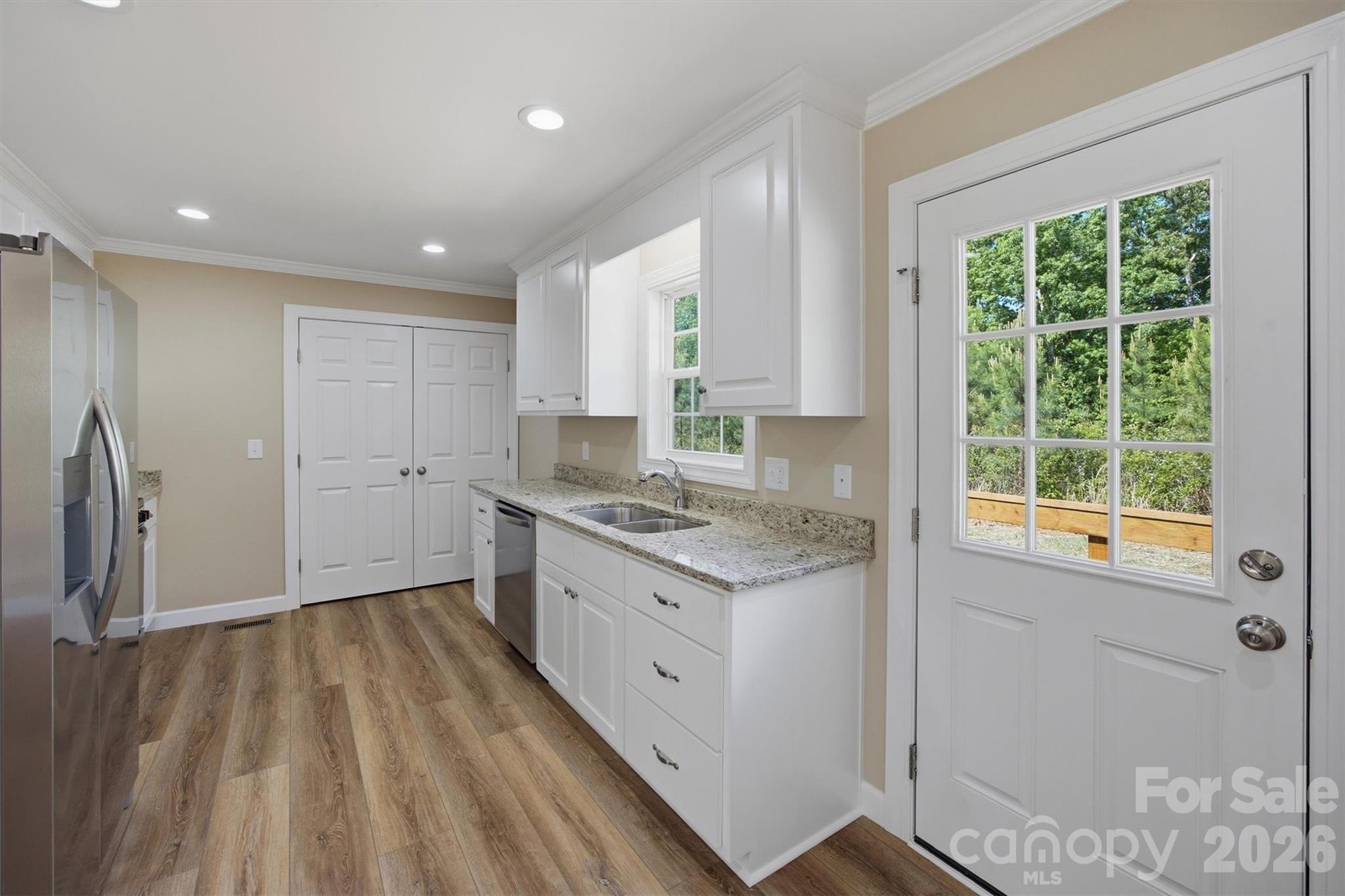 4915 S T Clark Road — Morganton