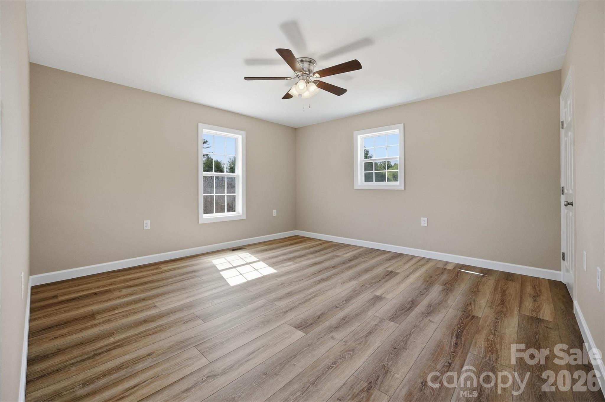 4915 S T Clark Road — Morganton